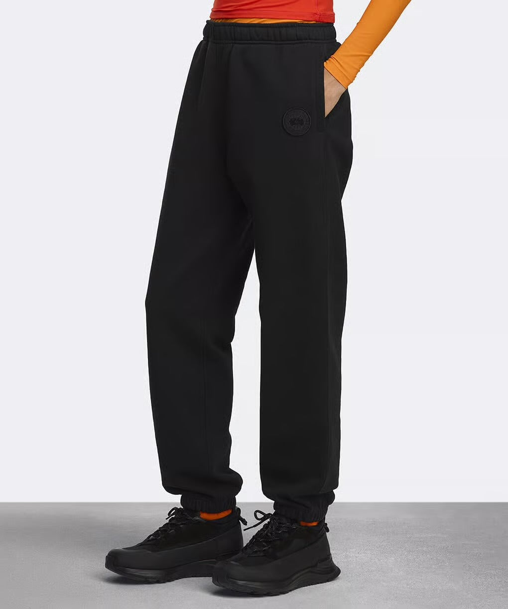 CANADA GOOSE 1520WT Wander Jogger Tonal Label