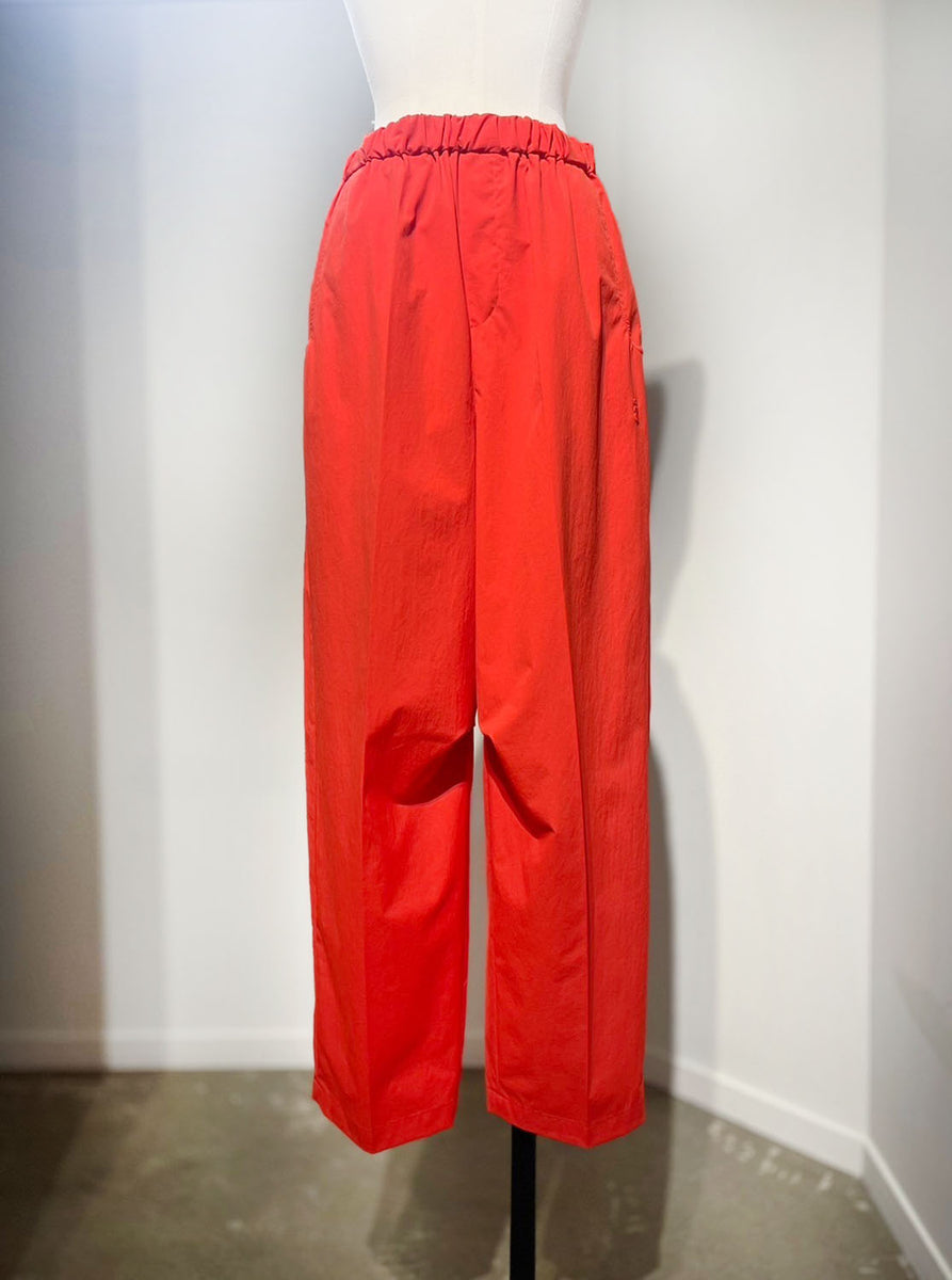 パンツ nagonstans center-crease pants någonstans center-crease pants – PARQS ONLINE STORE