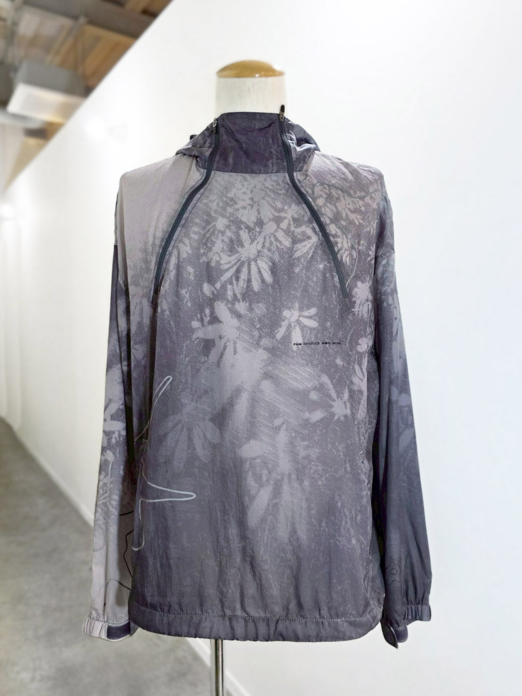 P.A.M ENTRACTE UROCHIN SPRAY JACKET
