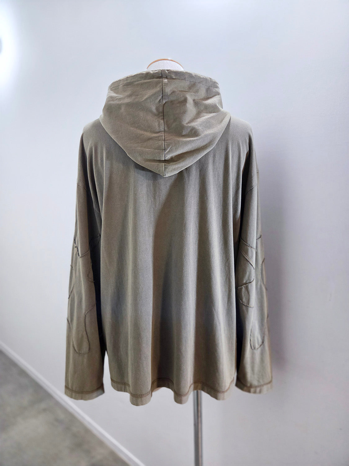 P.A.M. CAVES SPECIALTY HOODED LS TOP
