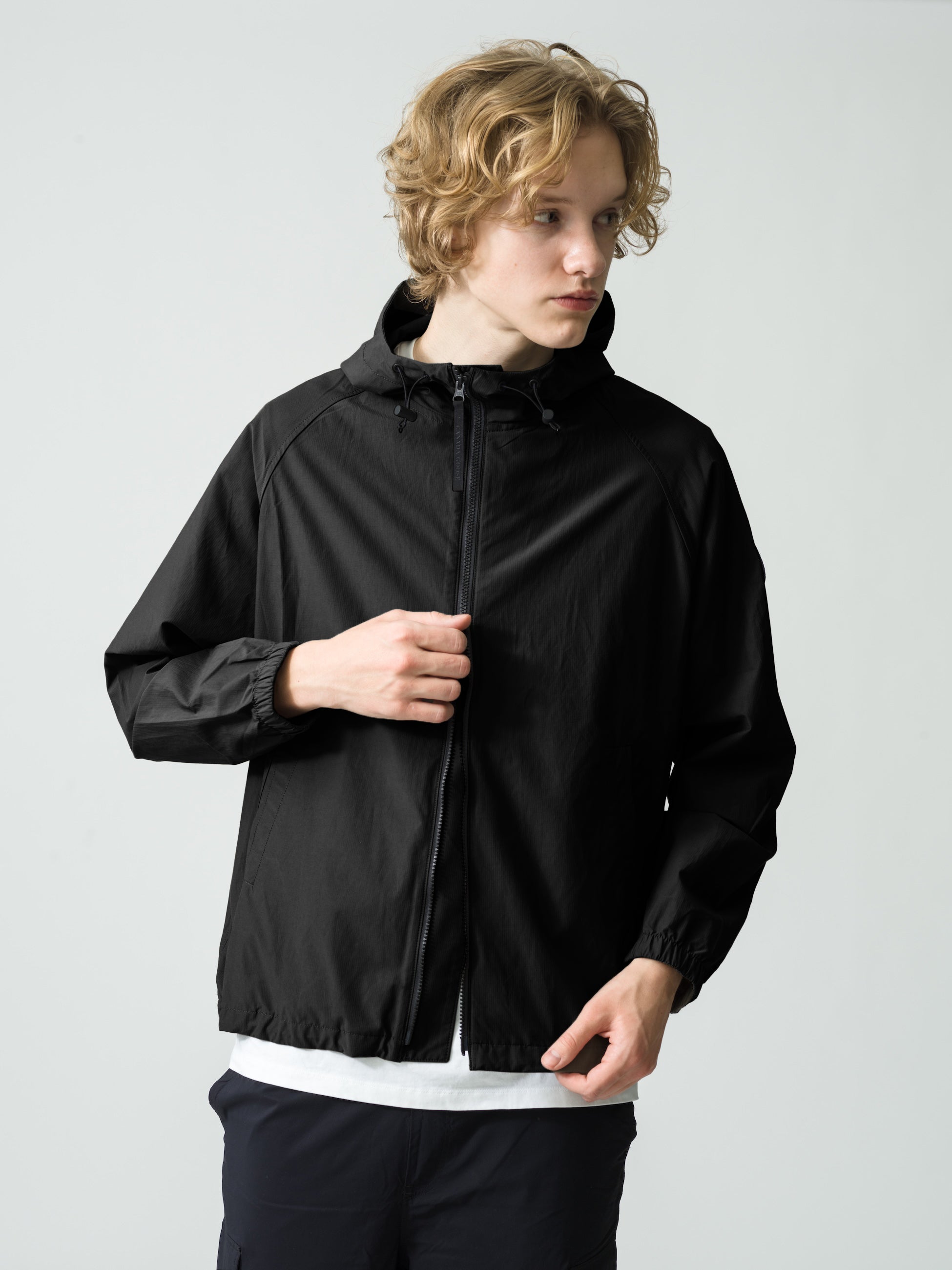 CANADA GOOSE 2469MBA Haynes Wind Full-Zip Hoody Black Label Fusion Fit