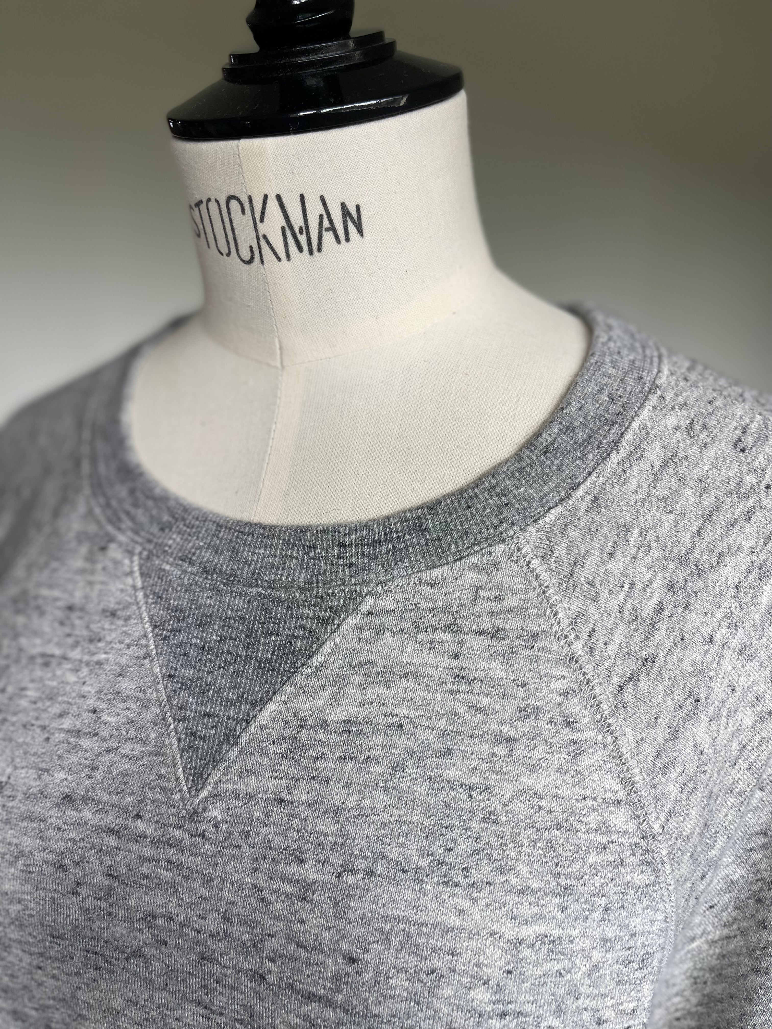 MADISONBLUE GRAFFITI CREW NECK SWEAT