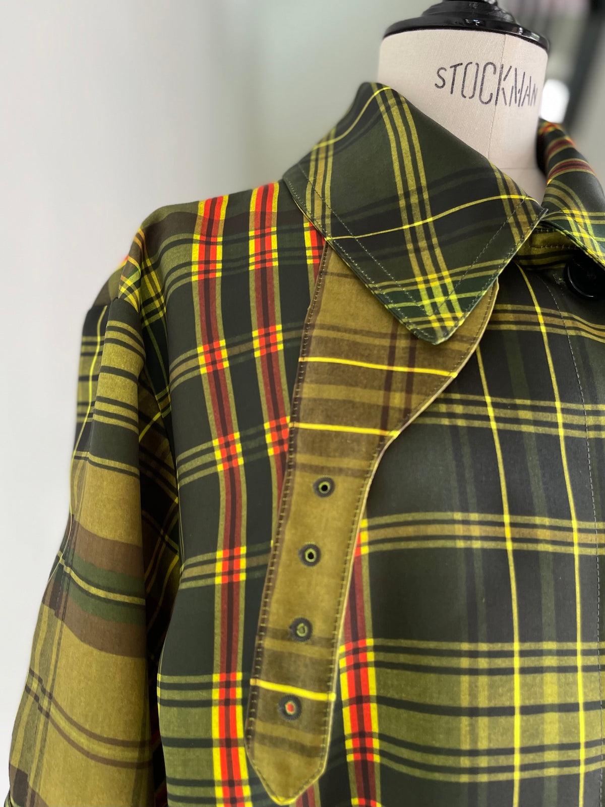DRIES VAN NOTEN【262-010204】RAIN 4038 W.W.COAT