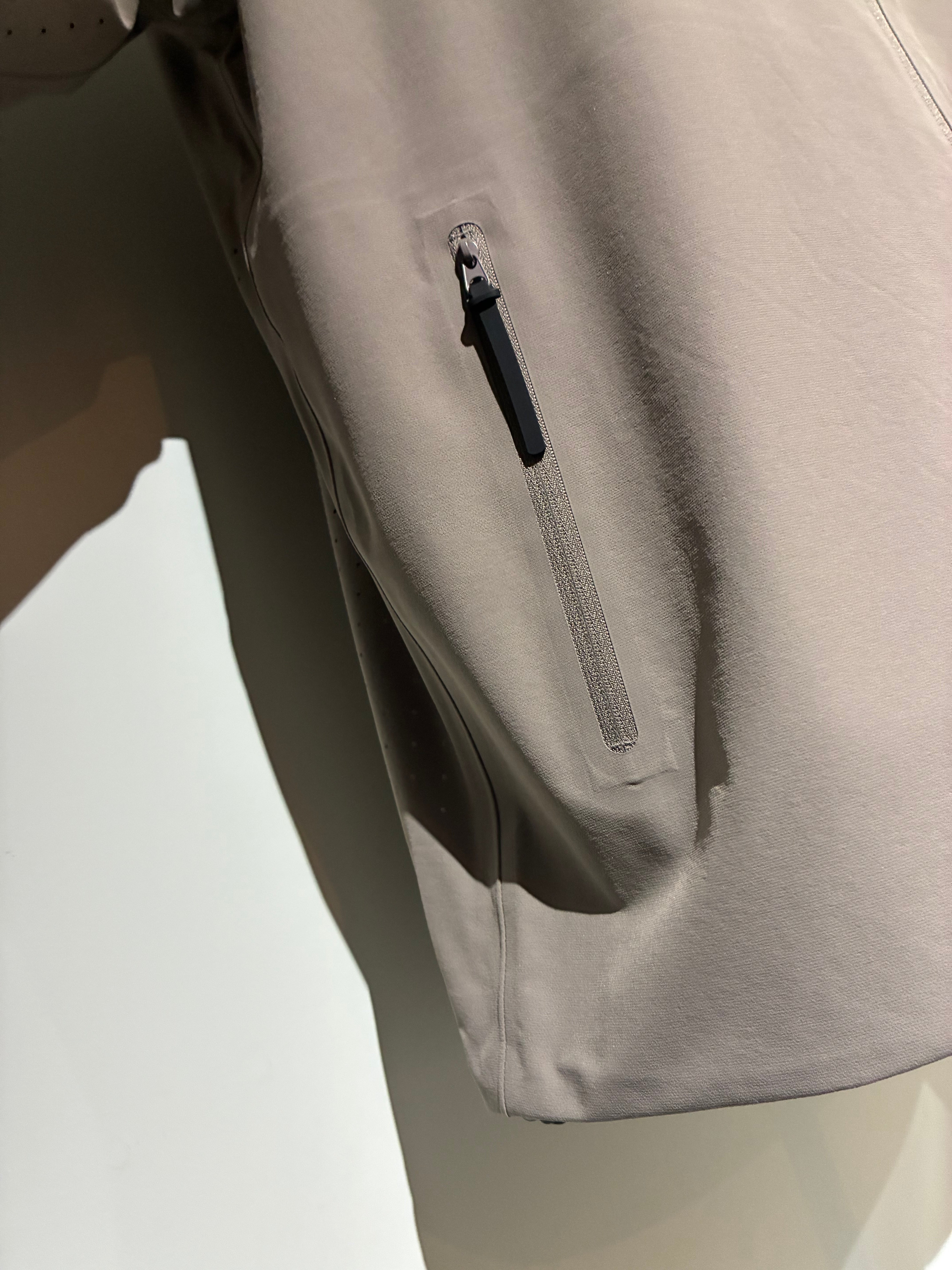 HIKING PATROL EDGE LT SOFTSHELL TECHNICAL JACKET