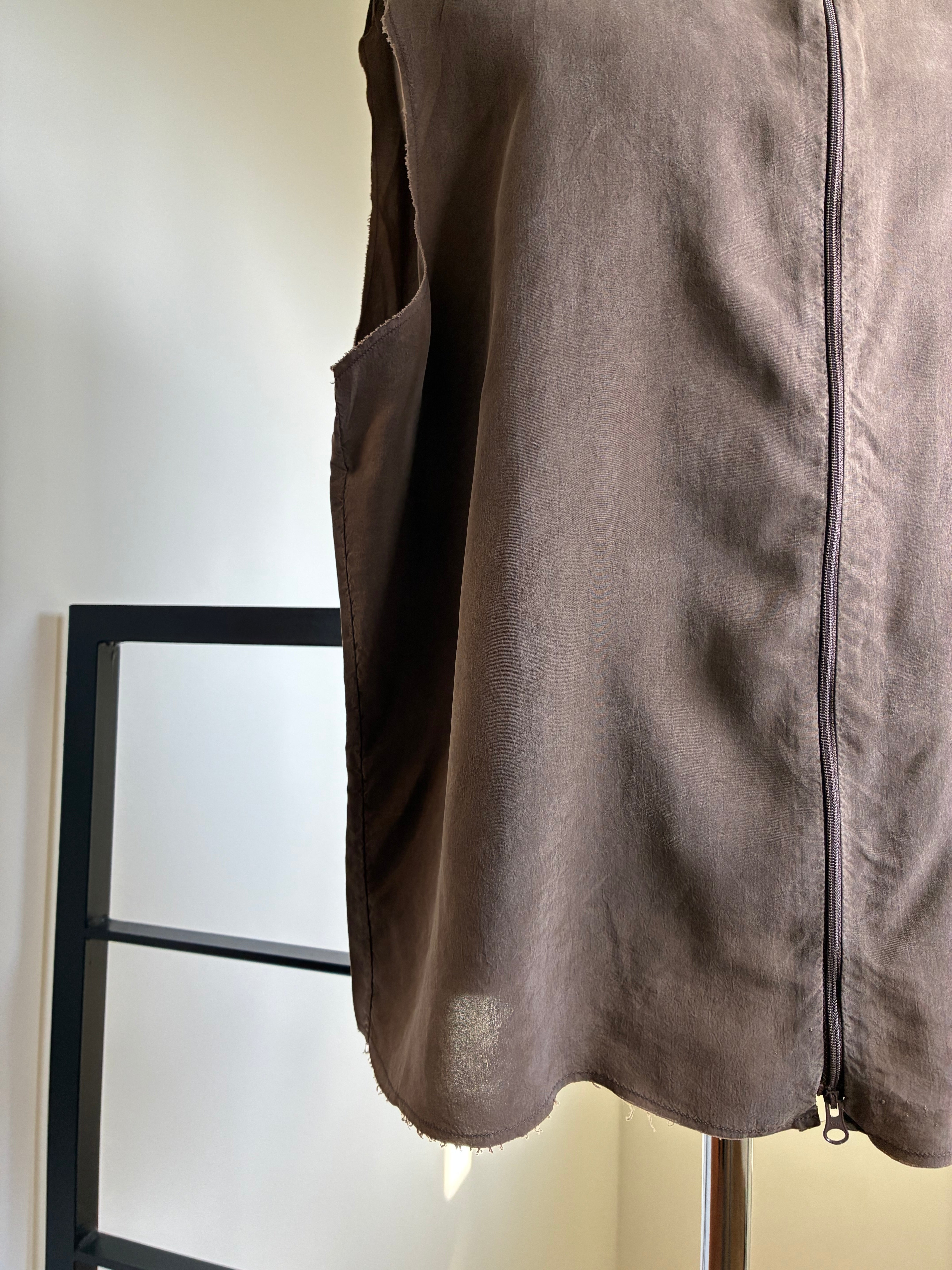 GABRIELA COLL GARMENTS NO.335 CUPRO SLEEVELESS HOODED ZIPPER TOP