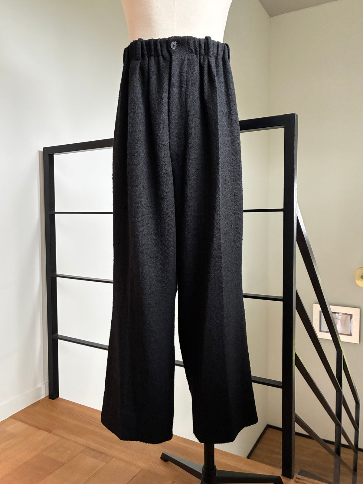 nonnotte 022 Elastic In-Tuck Wide Tapered Trousers