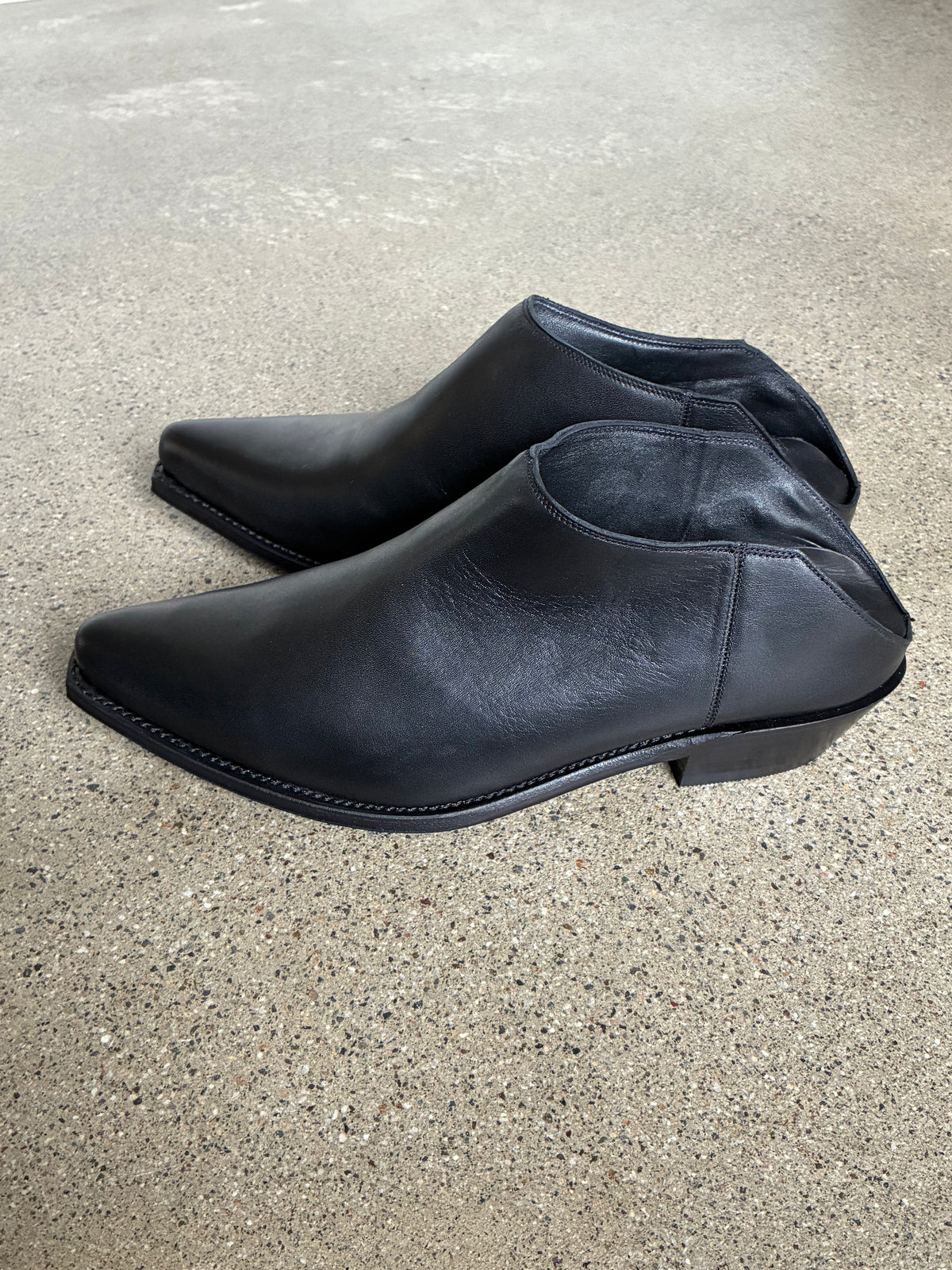 GABRIELA COLL GARMENTS S19 NO.130 BLACK SENDRA CROPPED BOOTS