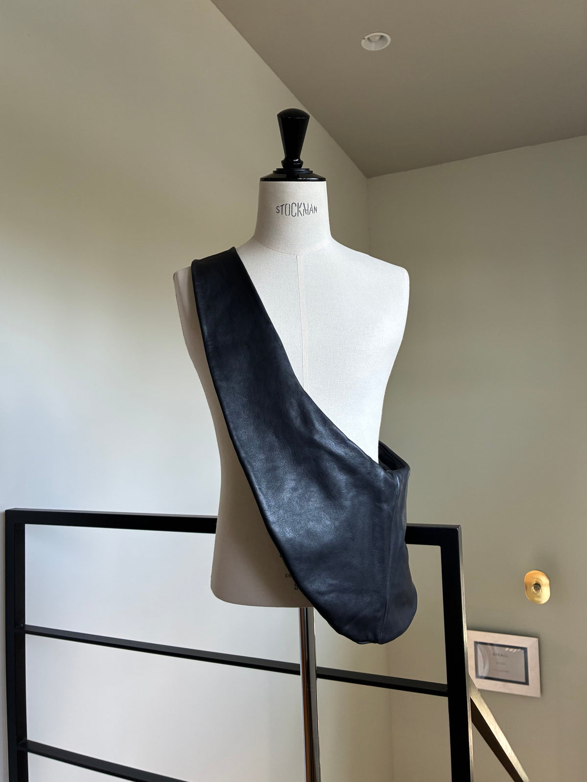 GABRIELA COLL GARMENTS S19 NO.250 LEATHER CROSSED BAG