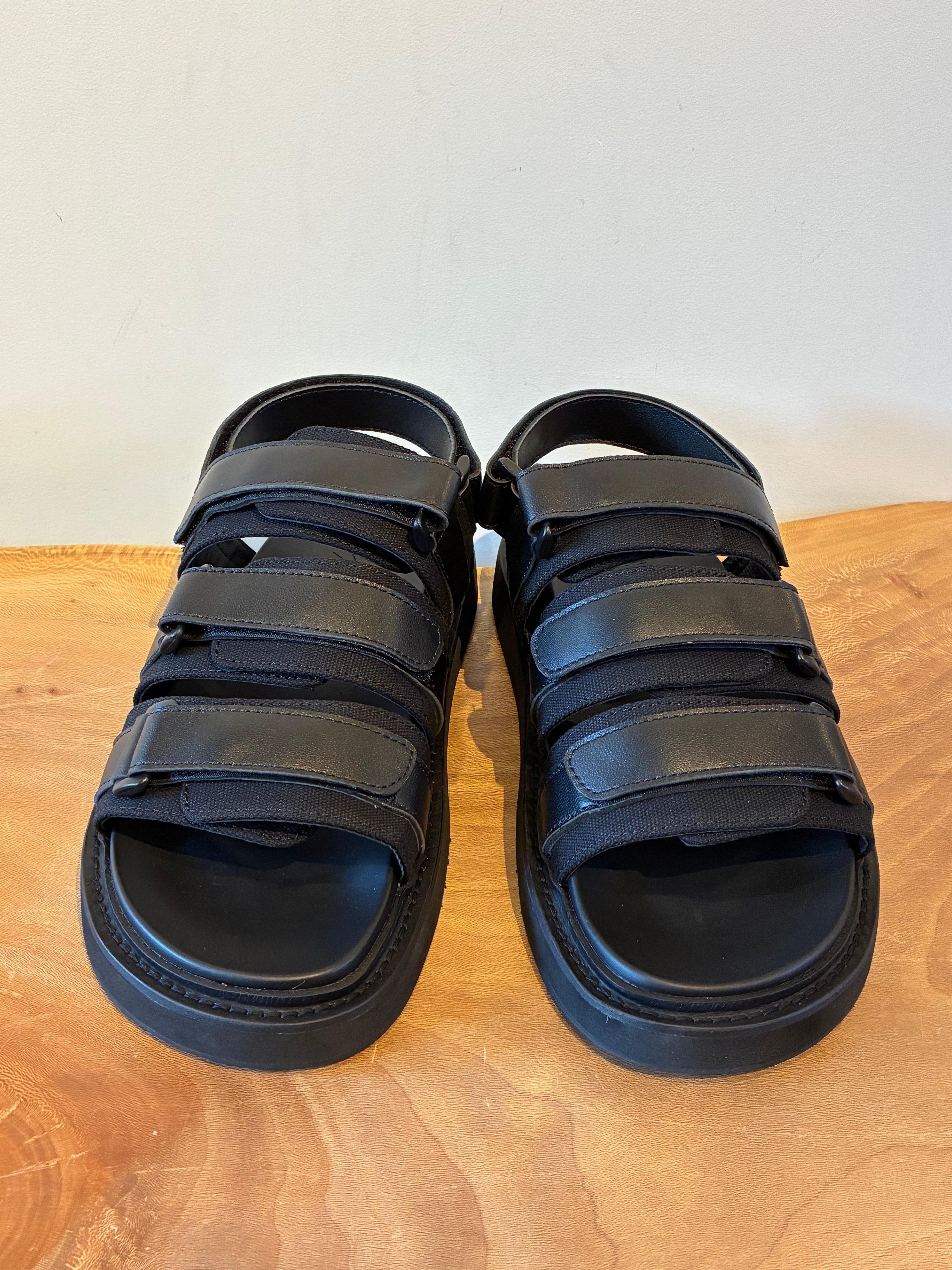 yohji yamamoto HP-E05-779-2 SHEEP/C CANVAS FOOTBED SANDAL