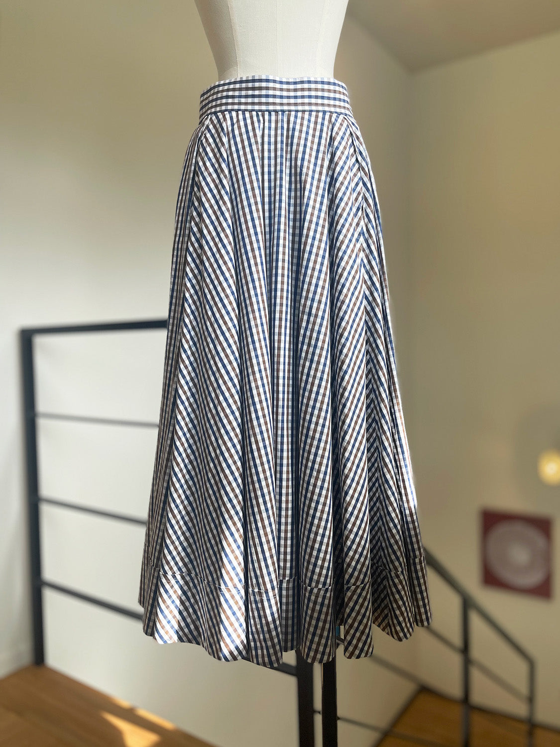 MADISONBLUE TUCK CIRCULAR SK M.GINGHAM
