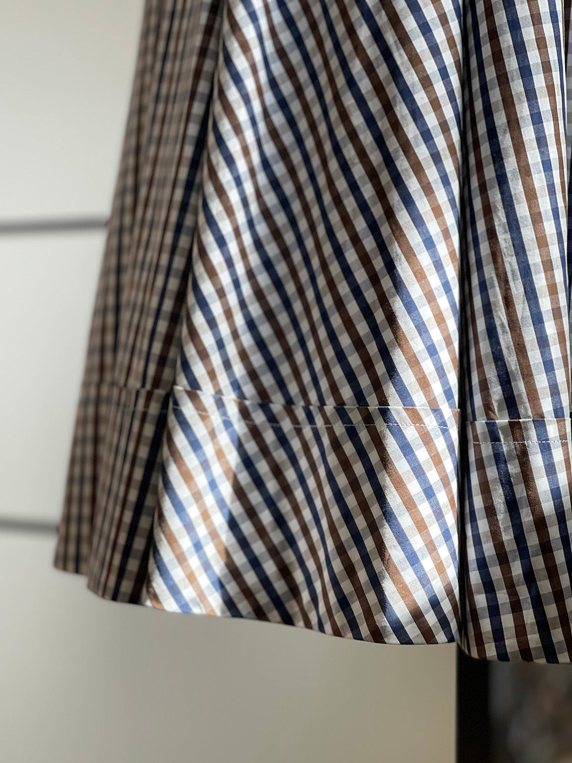 MADISONBLUE TUCK CIRCULAR SK M.GINGHAM