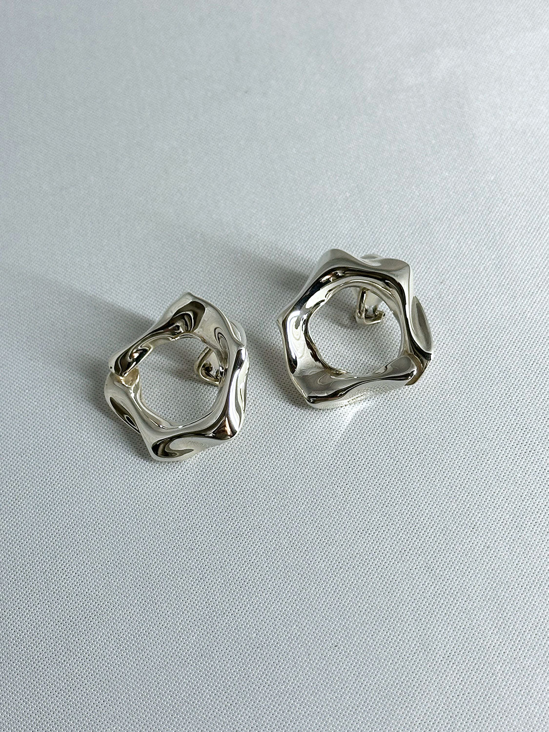 Lemme. L7107E Mid Thaw Earrings(Clip)