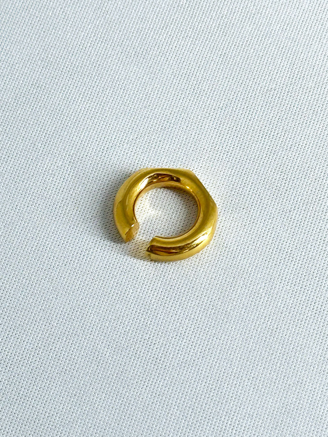 Lemme. L10502 Collapse Earcuff(GOLD)