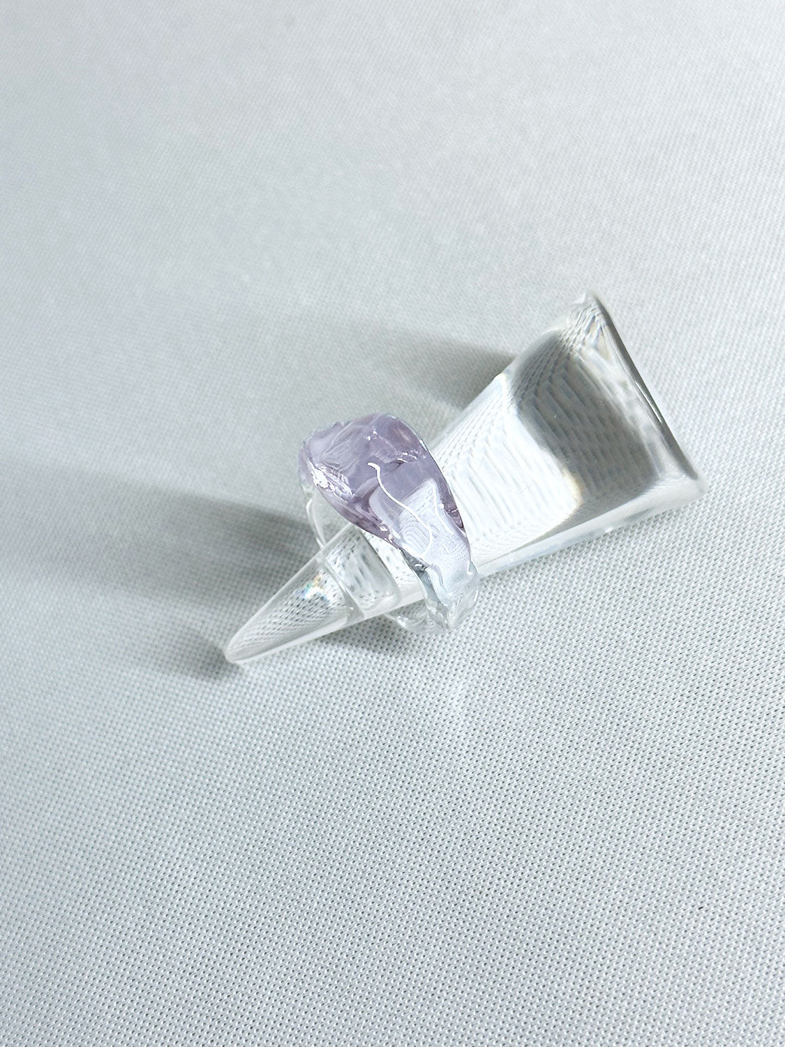 Lemme. L8202 Crescent Ring (PURPLE)