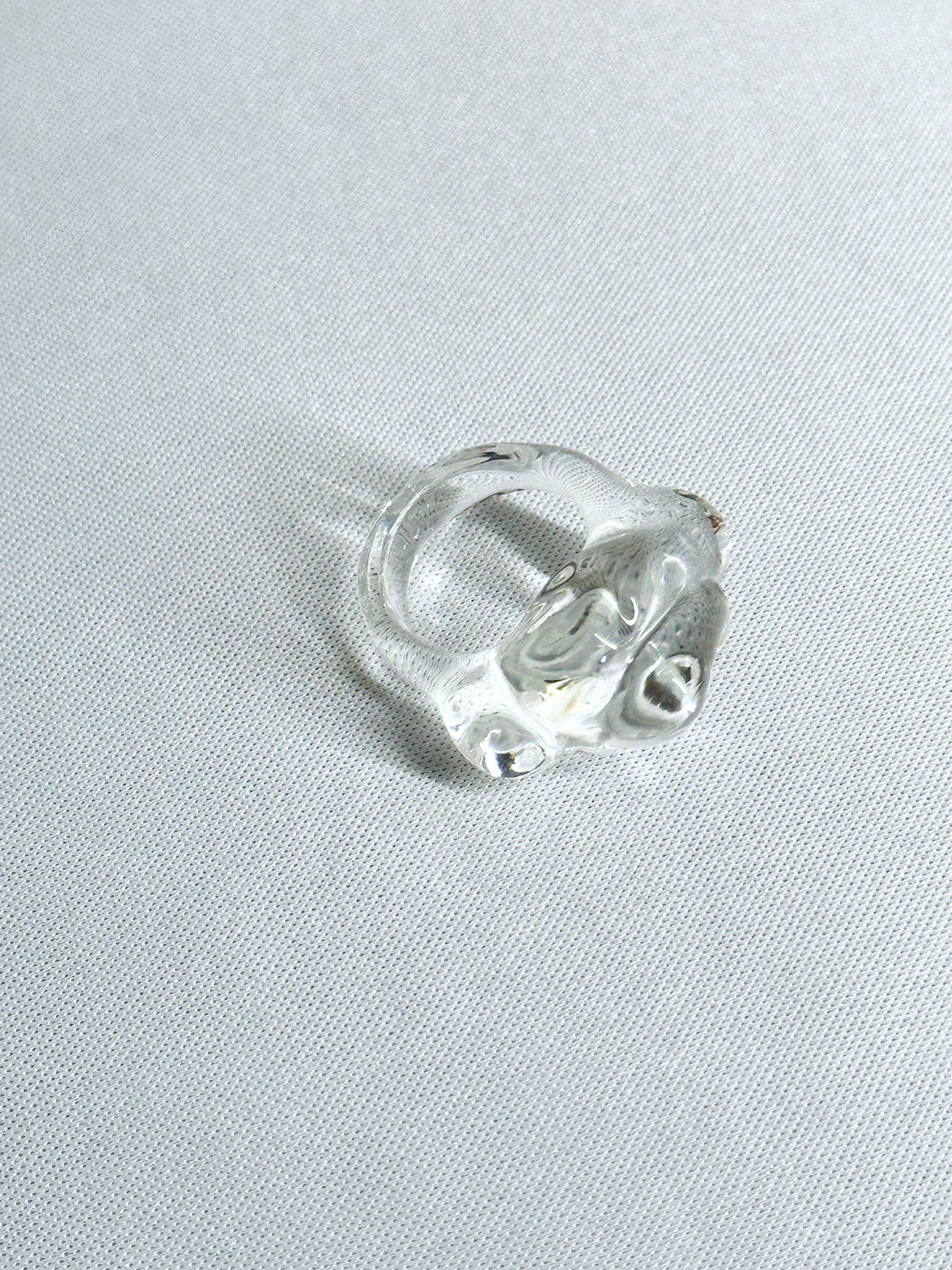 Lemme. L8203 Cloudy Ring (CLEAR)