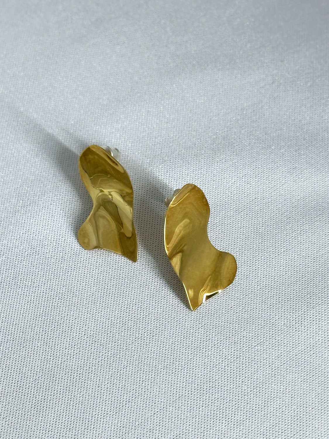 Lemme. L12106 Altostratus Earrings(GOLD)
