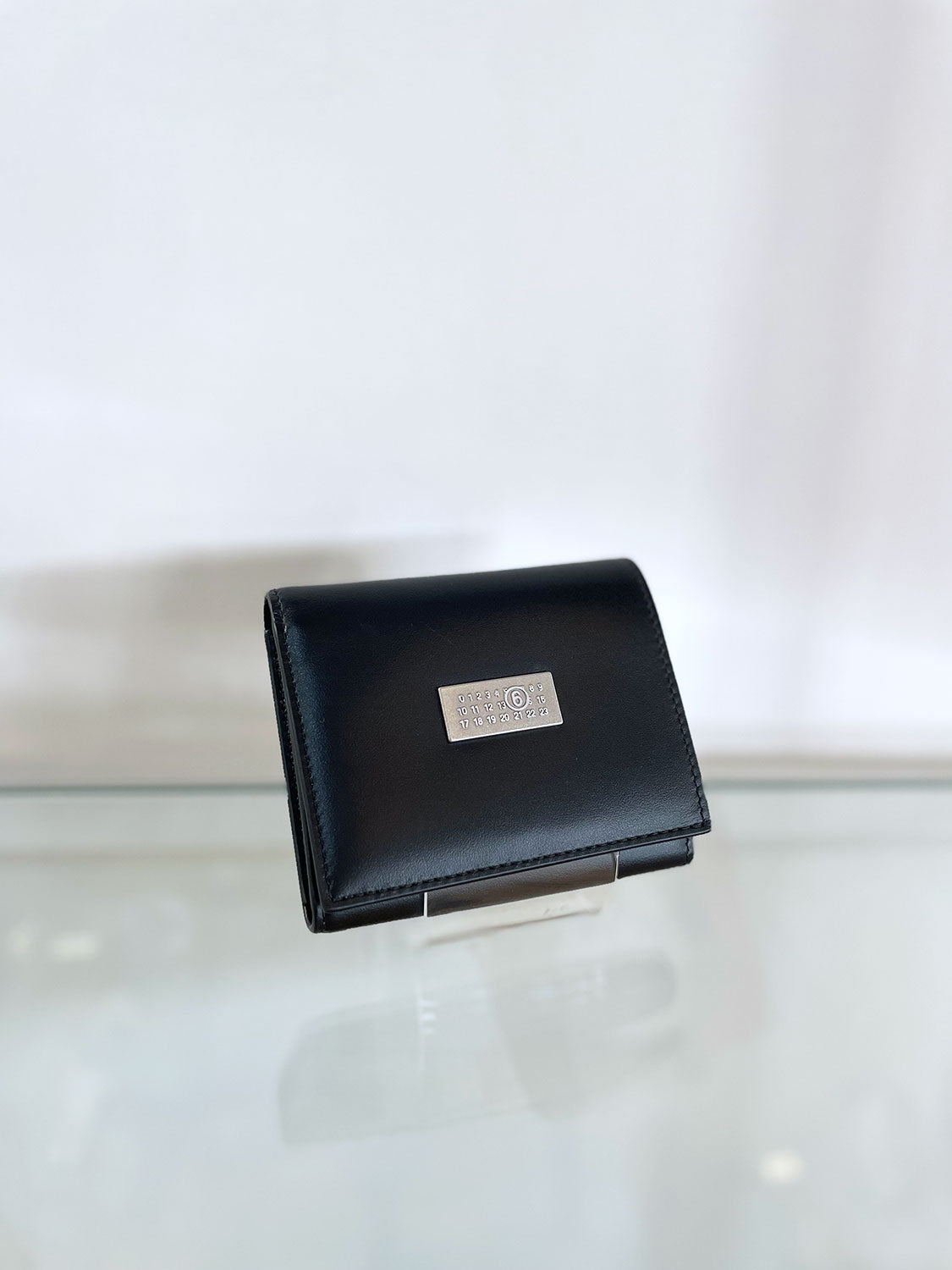 MM⑥ SA5UI0015 レザーウォレット