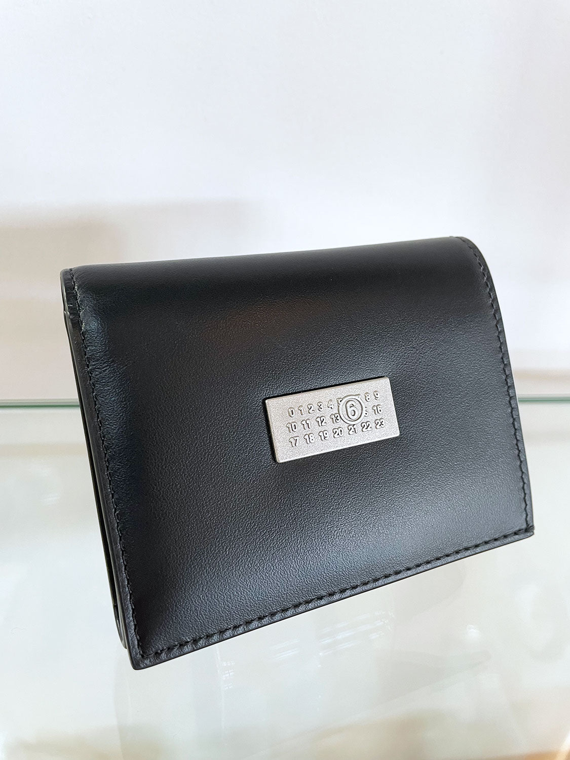 MM⑥ SA5UI0015 レザーウォレット