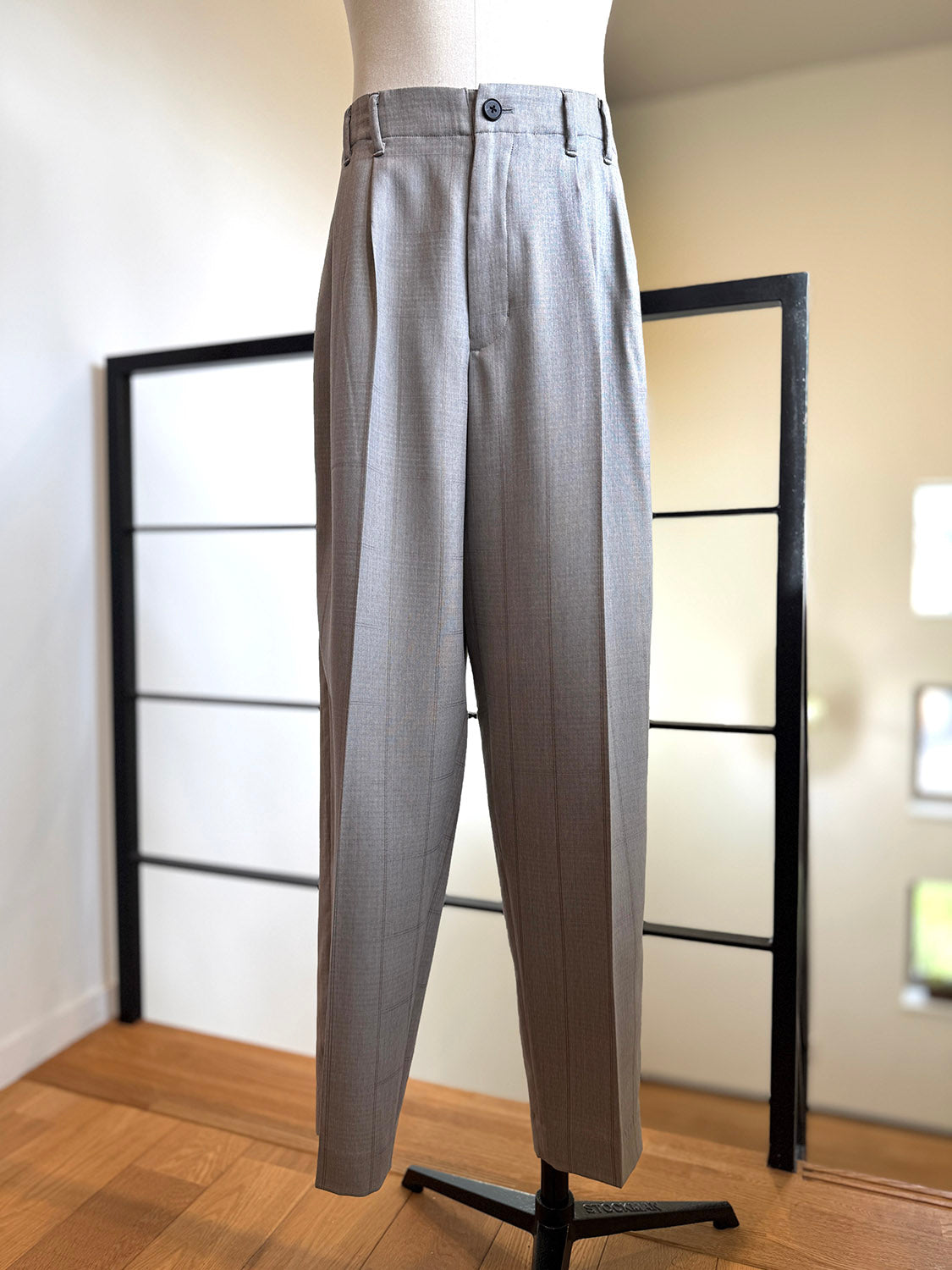 nonnotte N-26S-015 2-Tuck Wide Tapered Trousers
