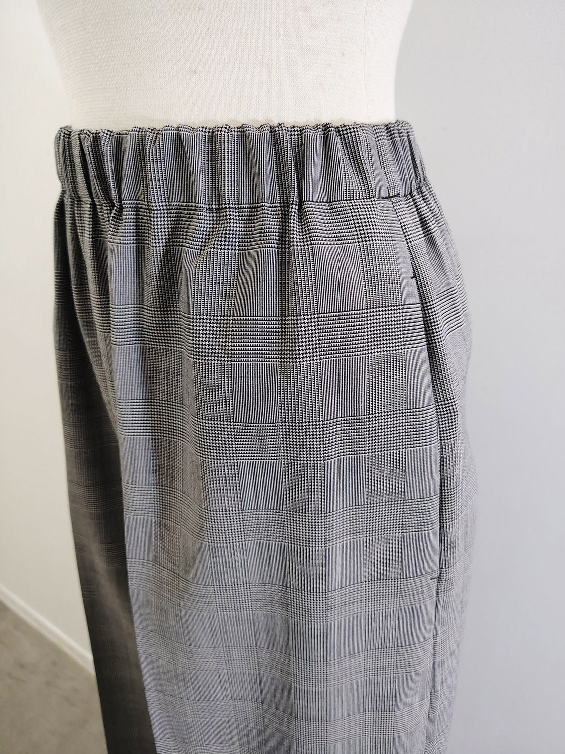 ENFOLD STRIGHT COCOON PANTS