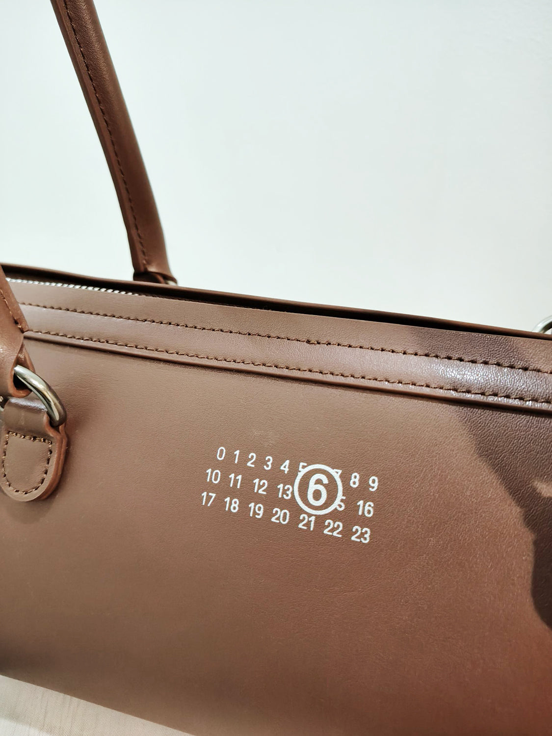 MM⑥ SB6ZH0040 NEW BAULETTO J MEDIUM BAG
