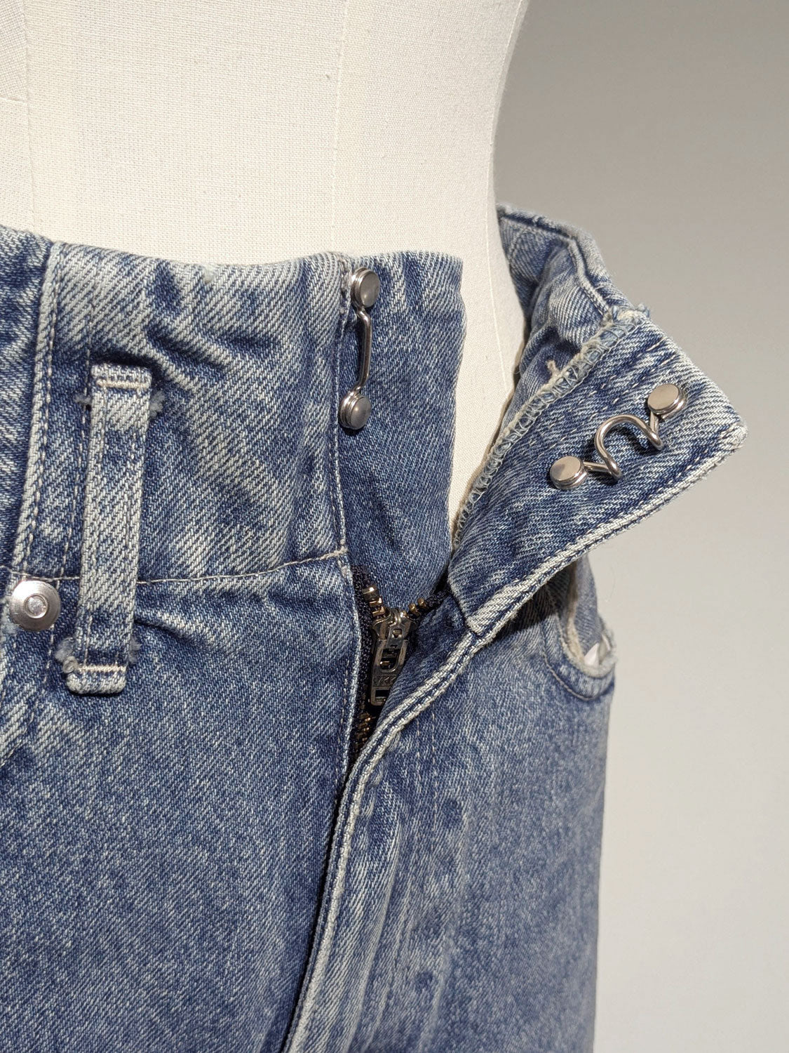 TANAKA ST-134 TAPERED JEAN TROUSERS