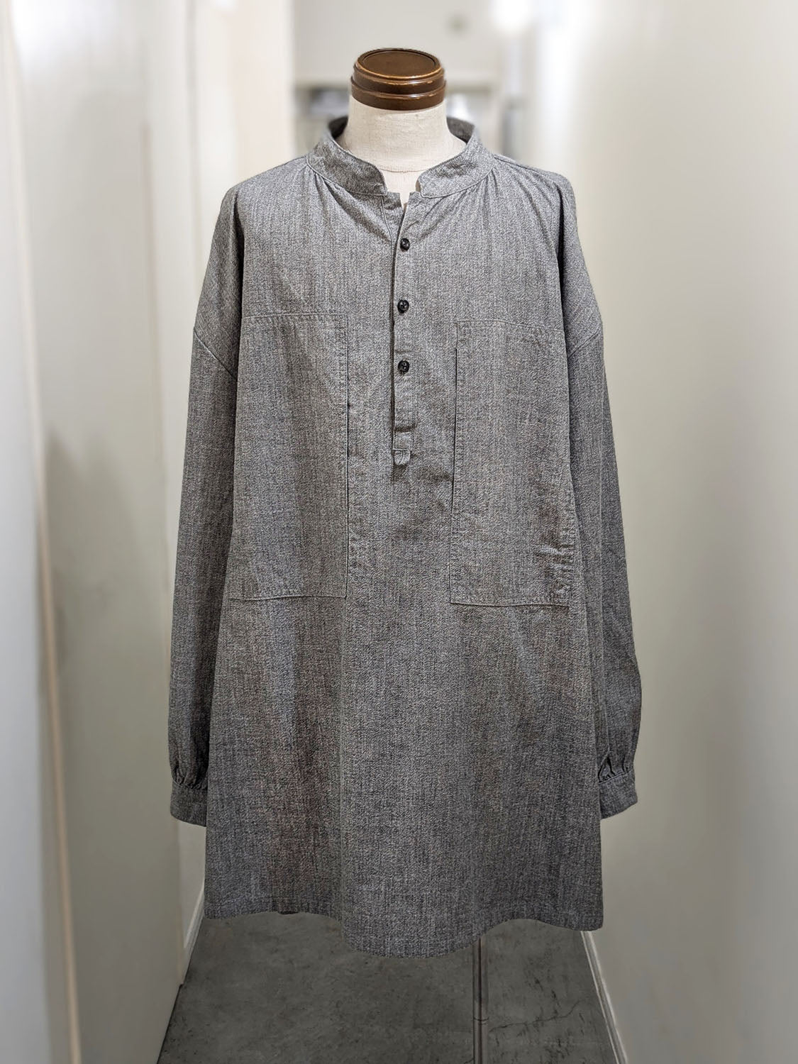 Porter Classic STAND COLLAR LONG SMOCK SHIRT(GRAY)