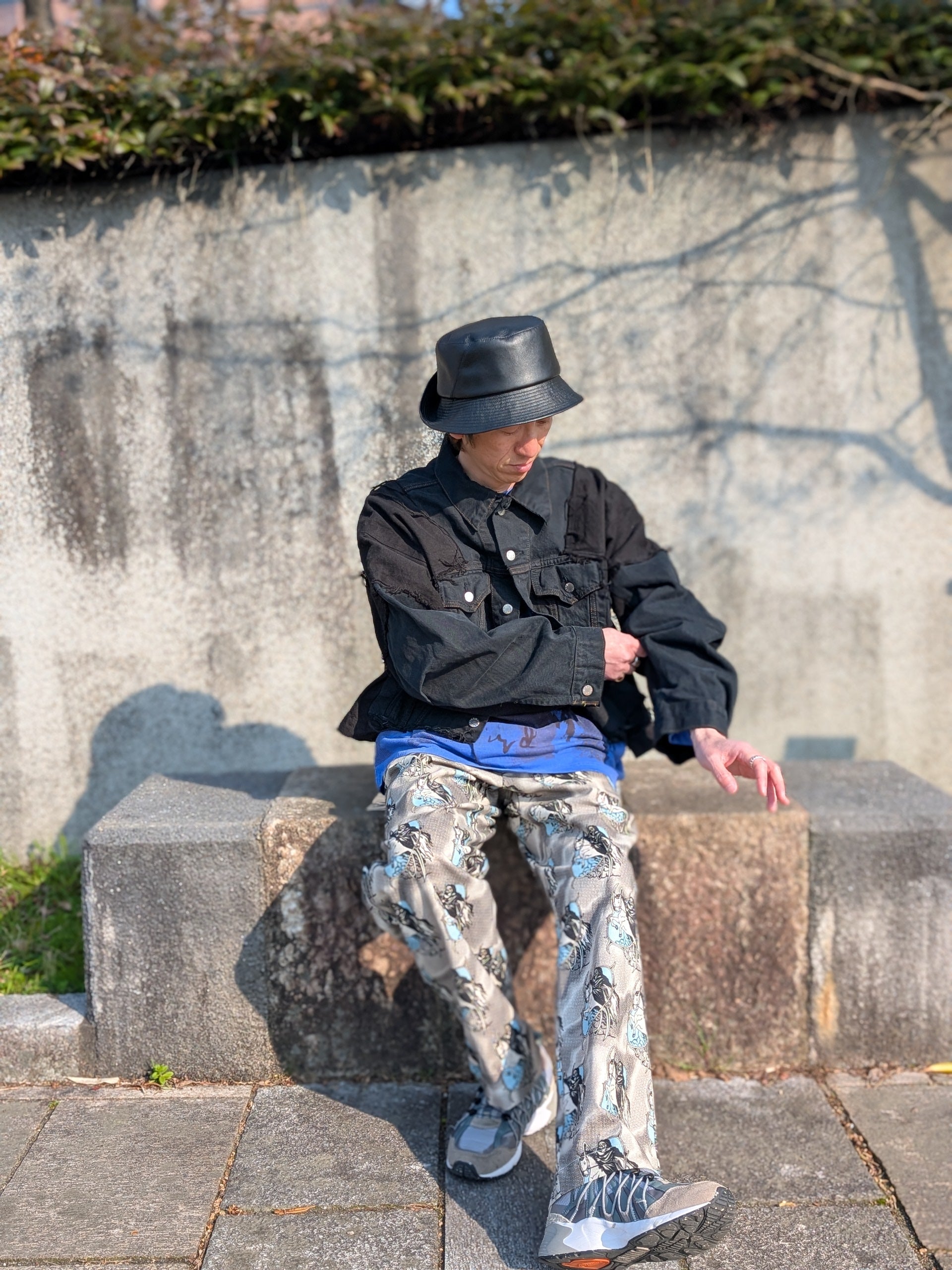 WATARU TOMINAGA SINGLE-PLEAT TROUSERS Death