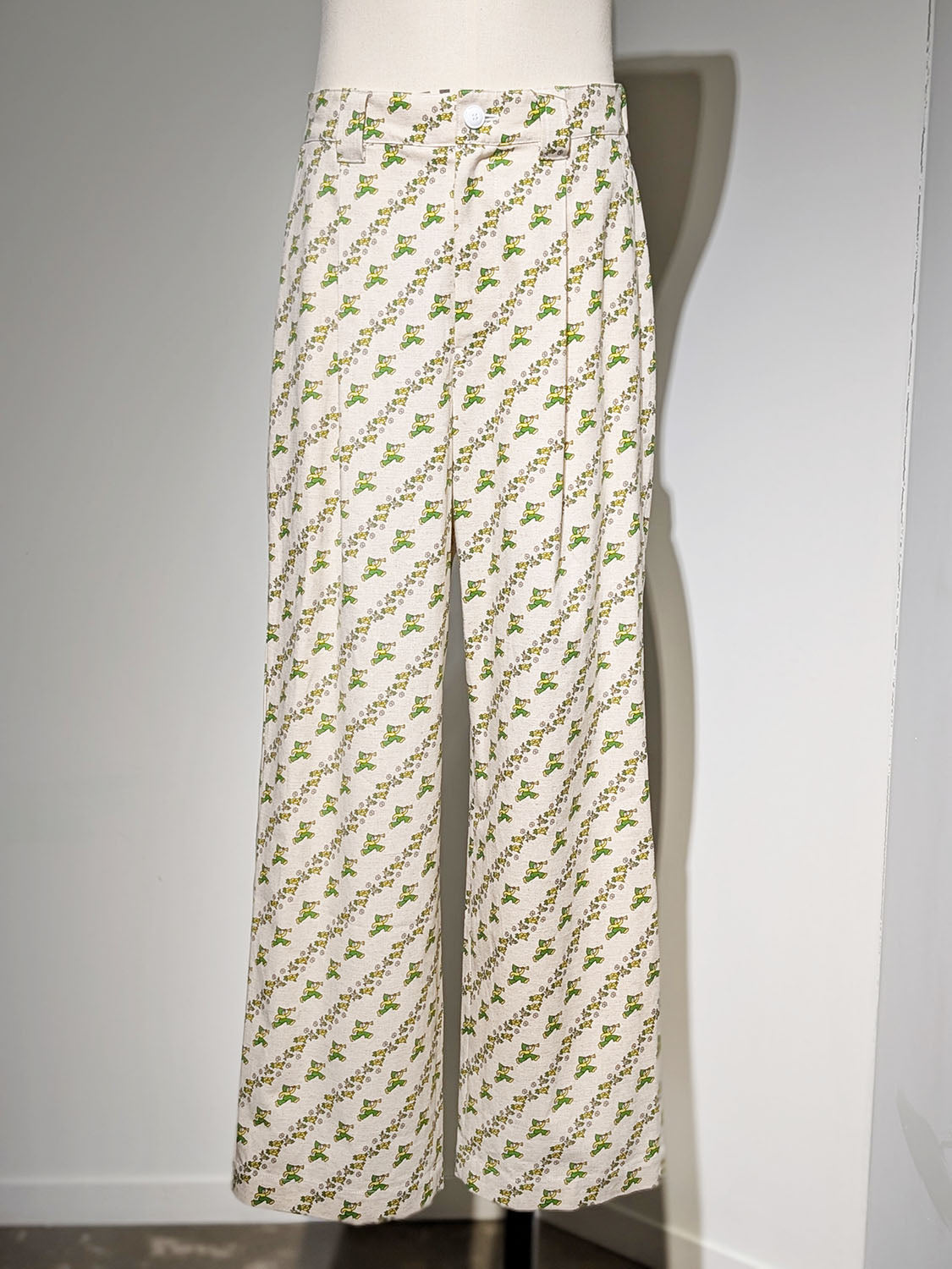 WATARU TOMINAGA SINGLE-PLEAT TROUSERS Company
