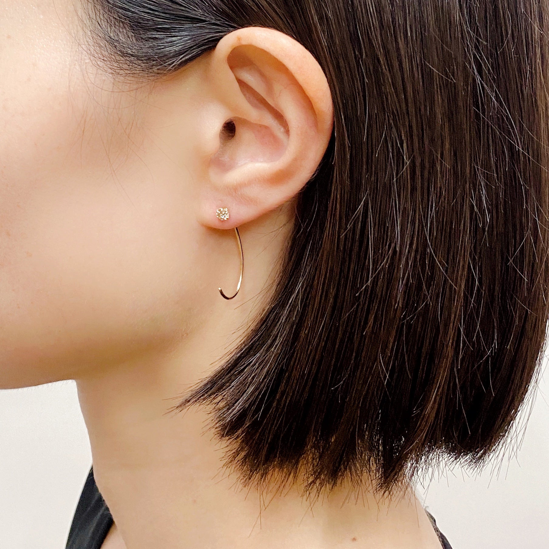 KAORU ダイヤモンドピアス