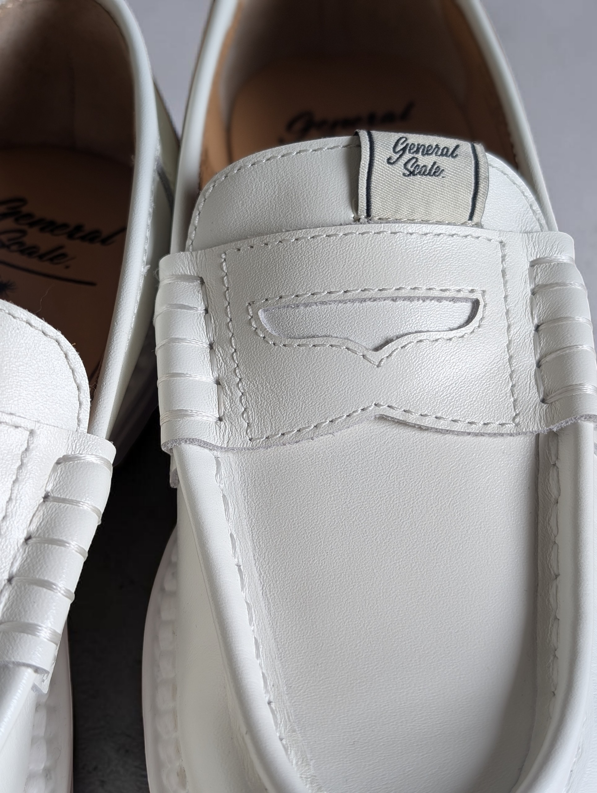 General Scale. Maison MIHARA YASUHIRO / "ANDY" Leather Loafers