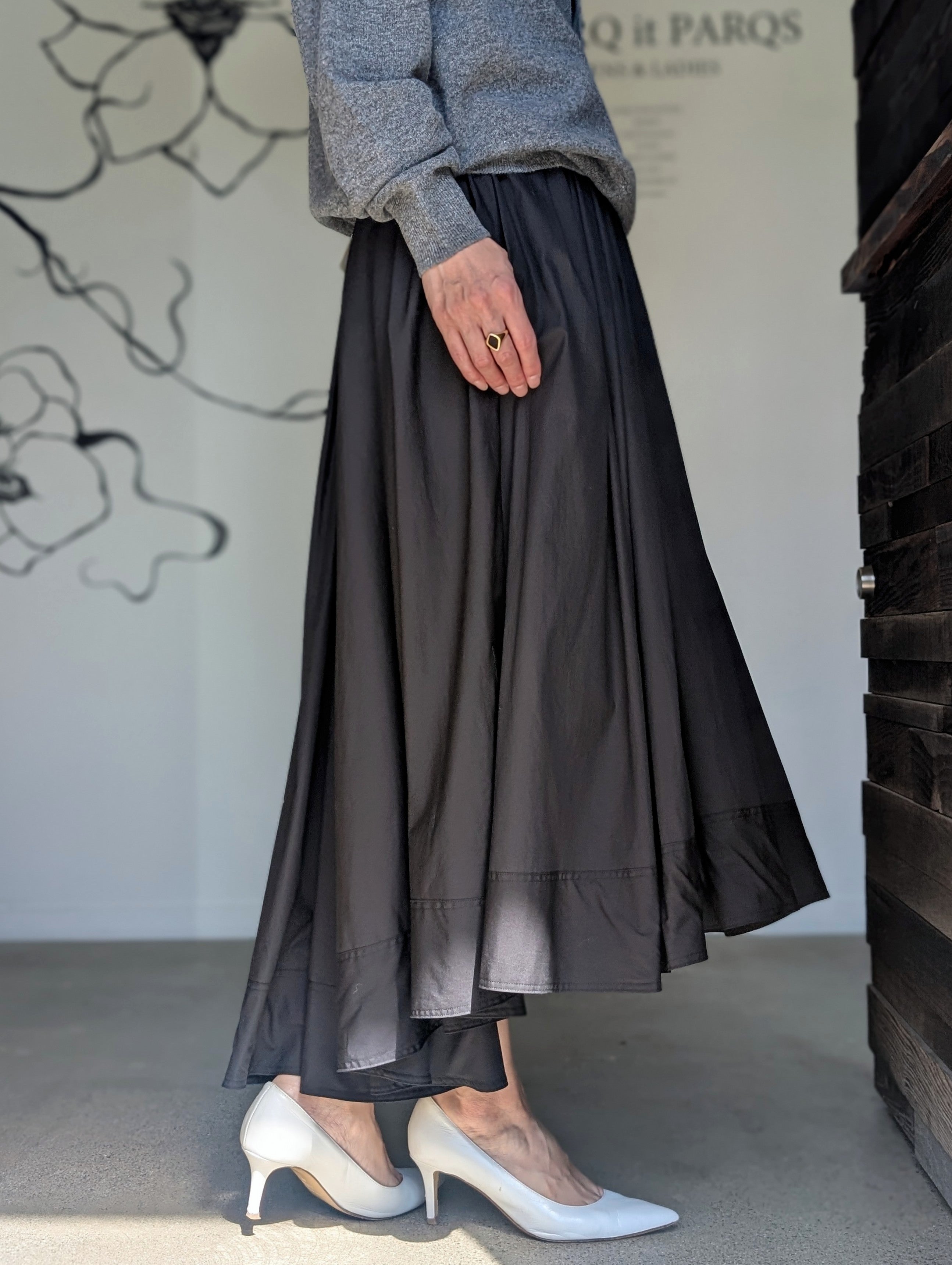 MADISONBLUE TUCK VOLUME SKIRT