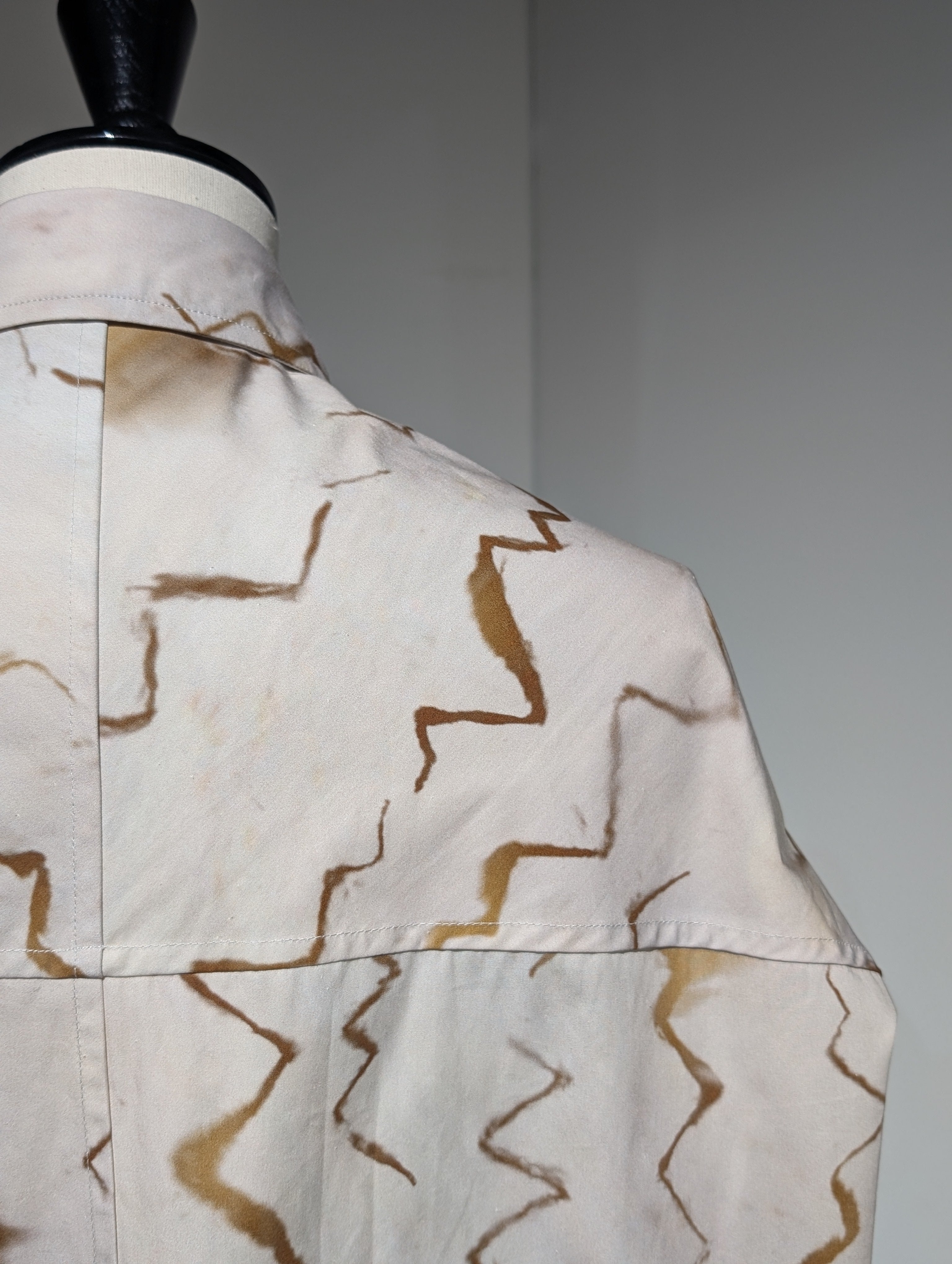 AEHRR 【Draping Action Pleats Sleeve Print Shirt】