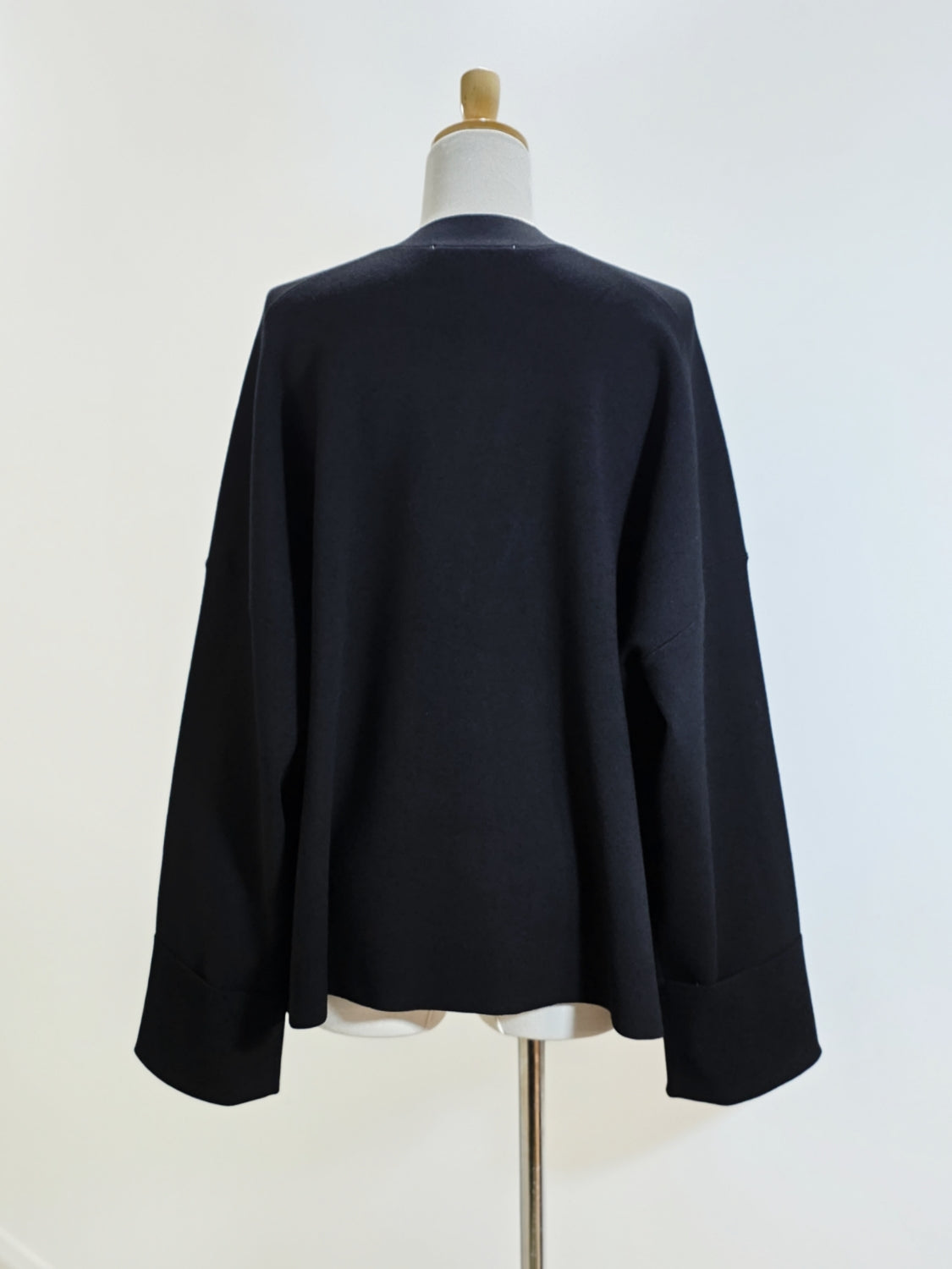 ENFOLD BOX WIDE-CARDIGAN