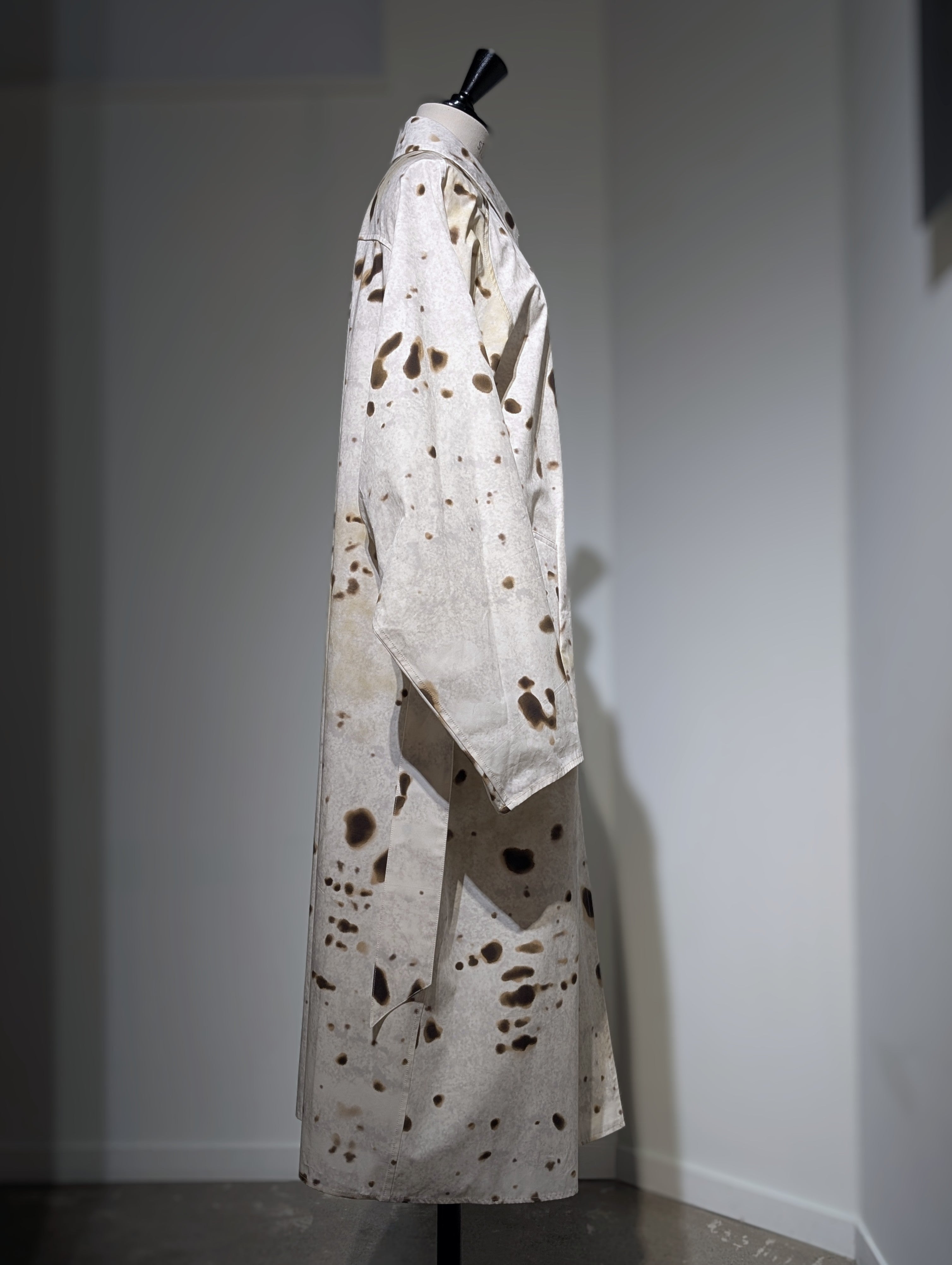AEHRR 【Draping Yoke Raglan Sleeve Print Over Coat】