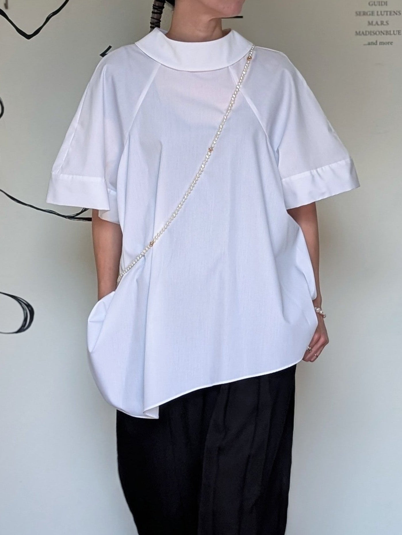 ENFOLD HIGH-NECK BLOUSE