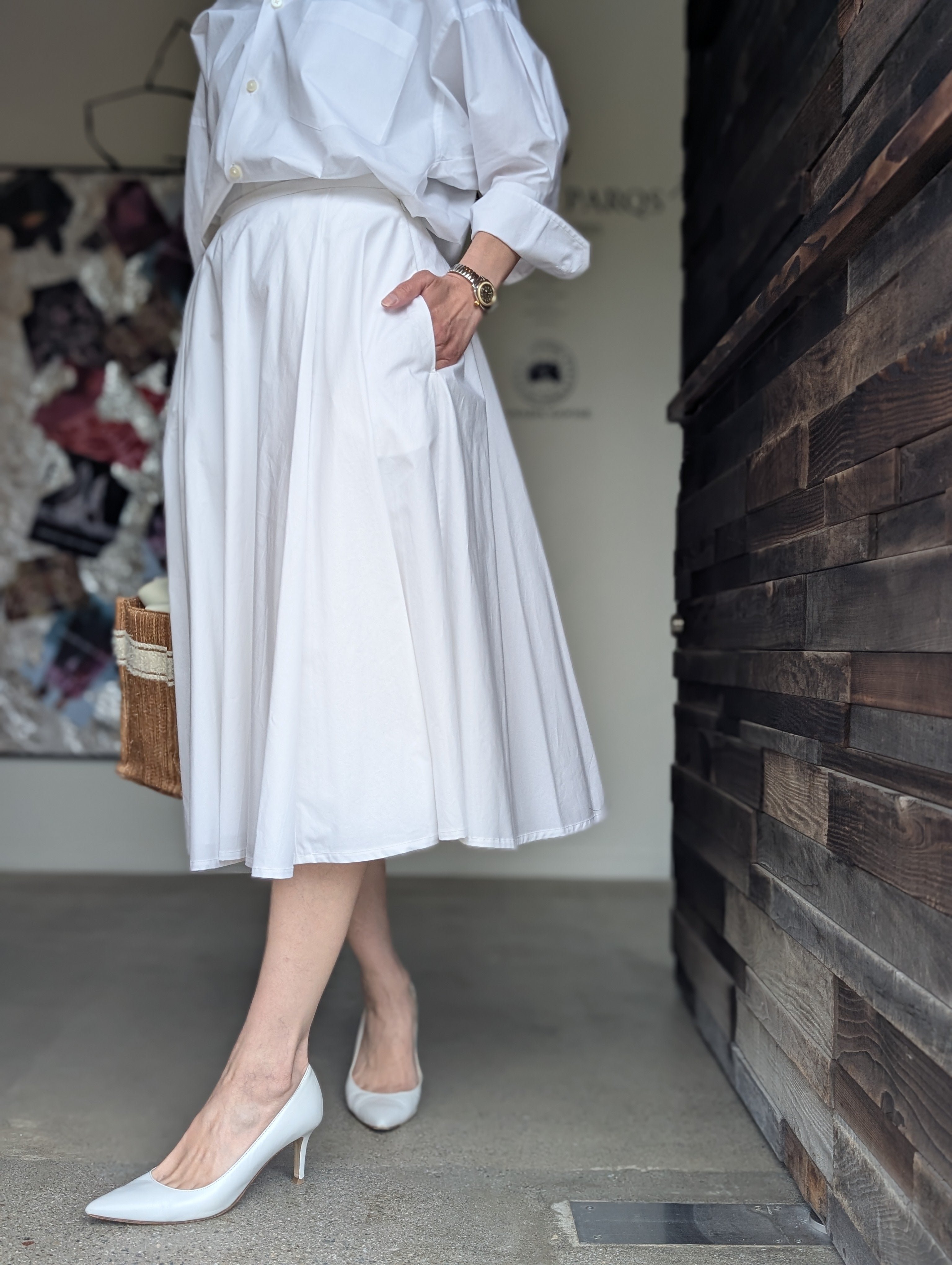 MADISONBLUE TUCKED MI-MOLLET FLARE SKIRT