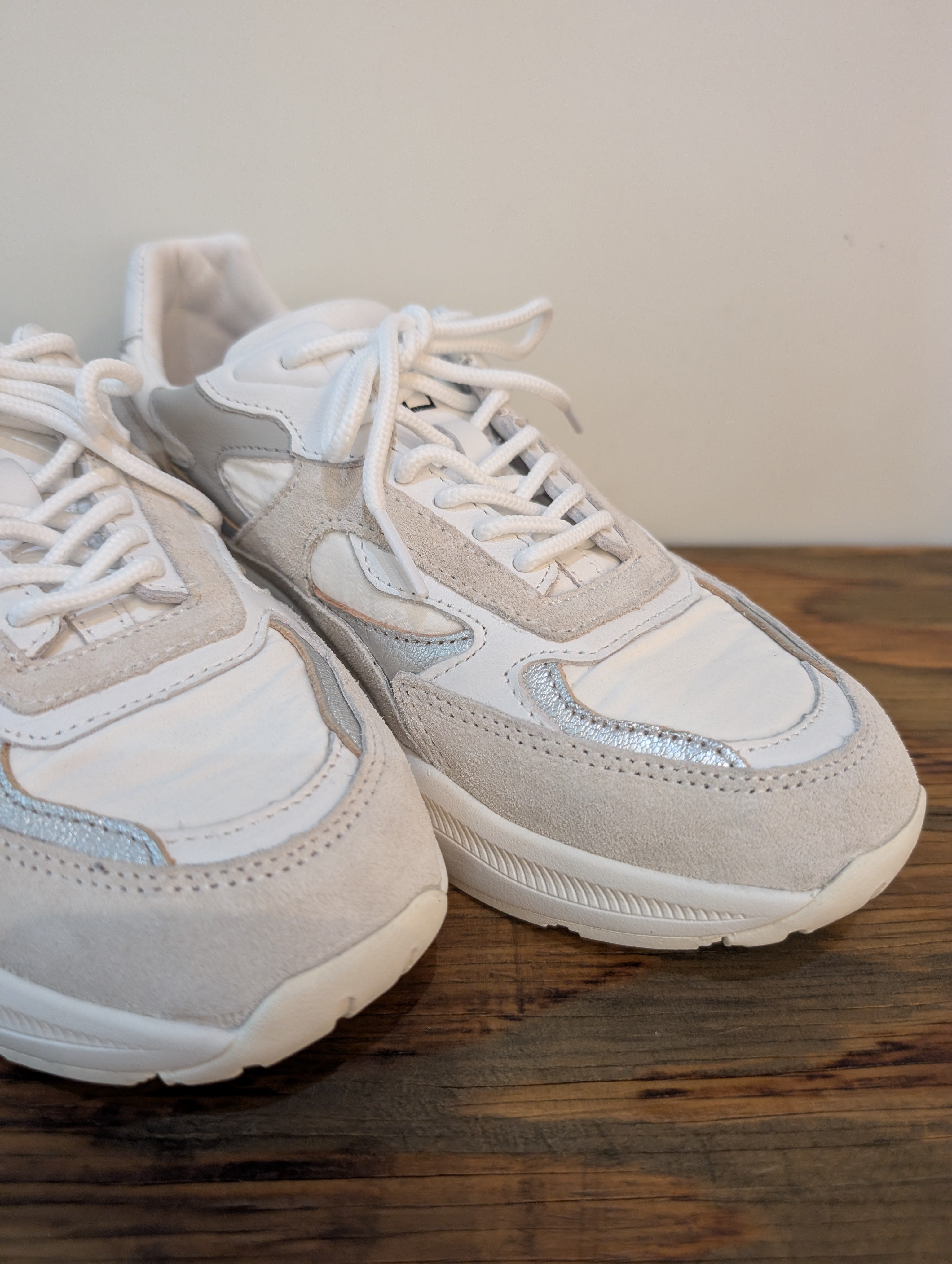 D.A.T.E.【FUGA SHINY WHITE】