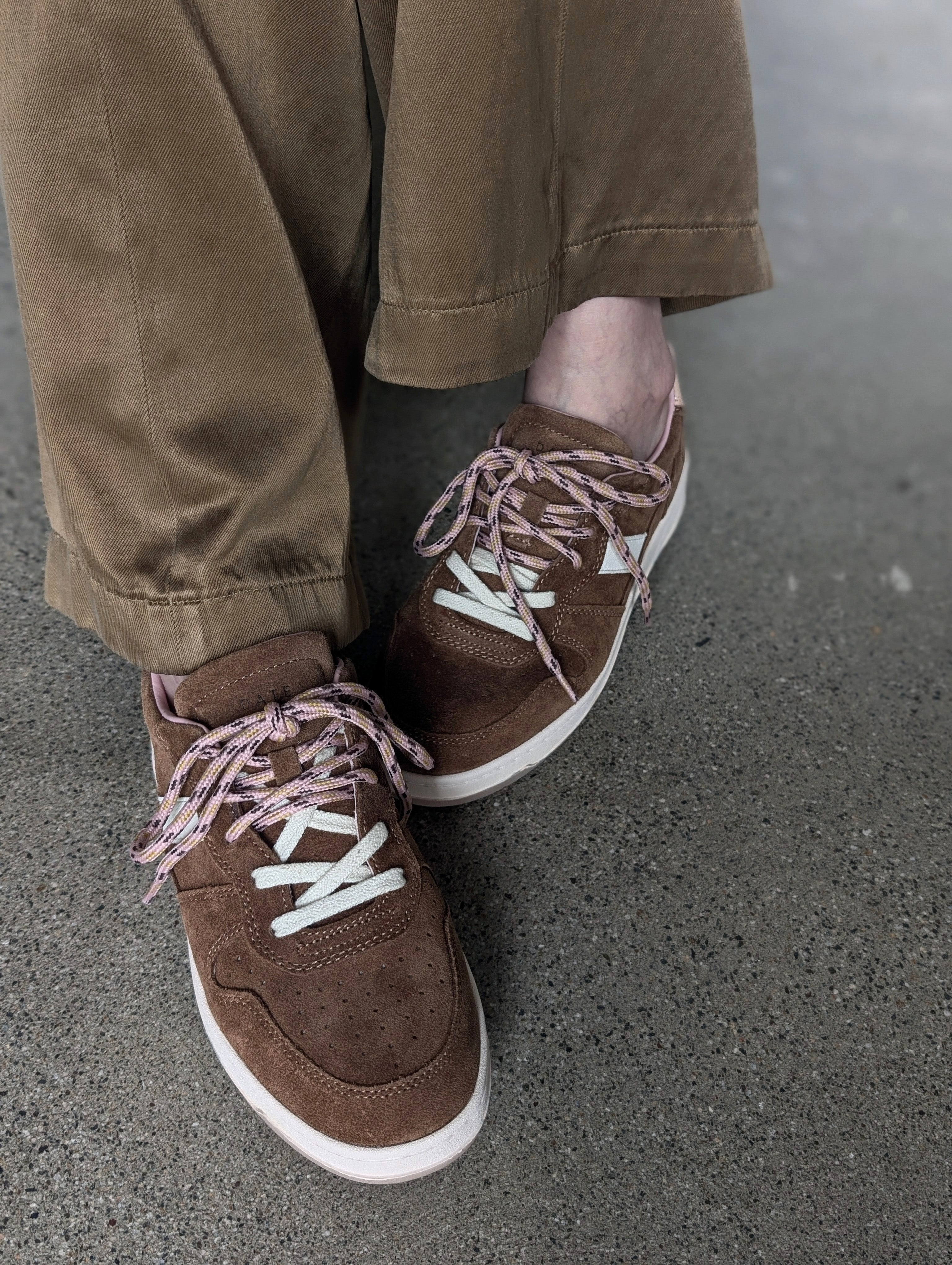 D.A.T.E.【COURT 2.0 SUEDE】