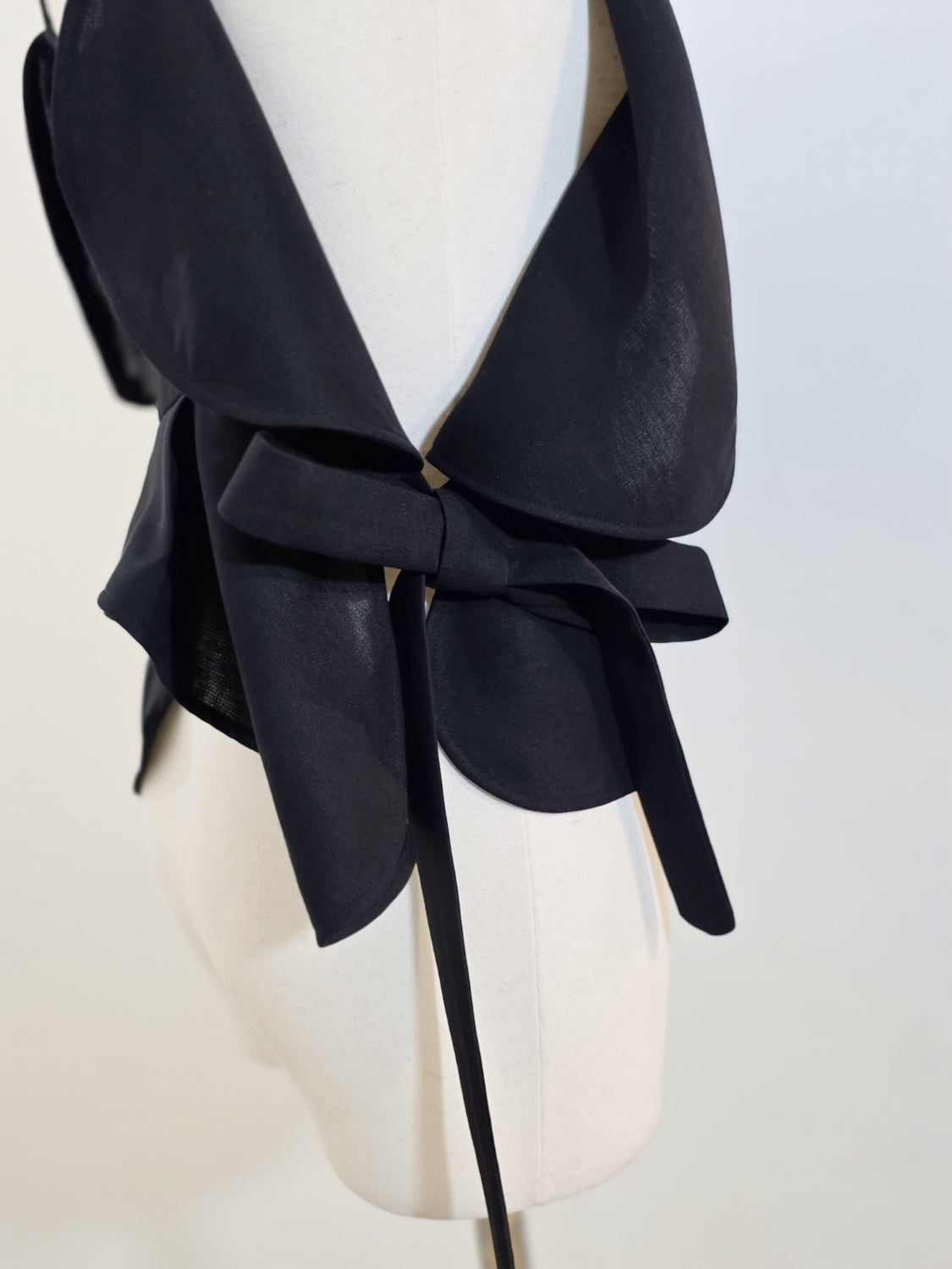 ENFOLD ALIEN CAMISOLE VEST