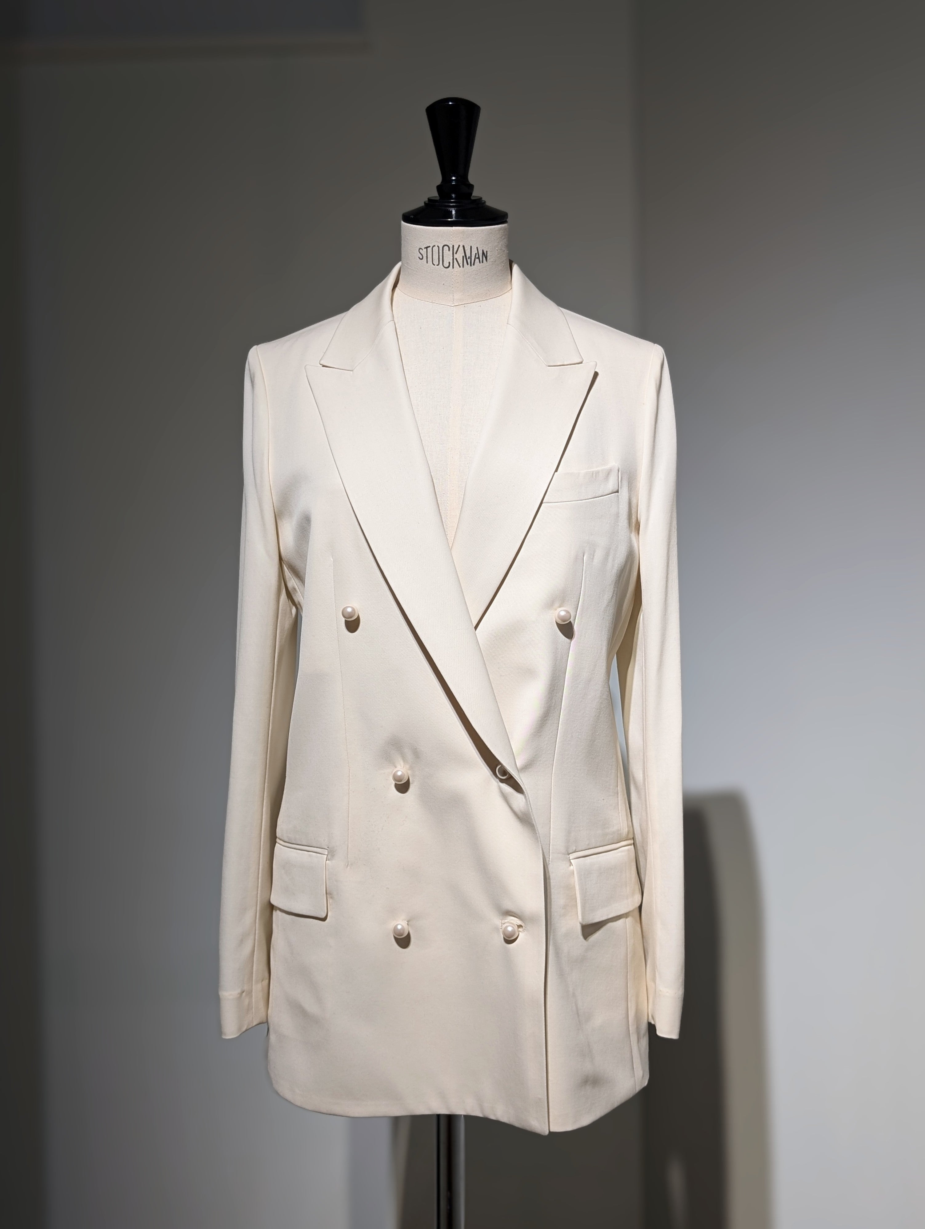 MADISONBLUE UNLINED BLEECKER W6B BLAZER PEARL