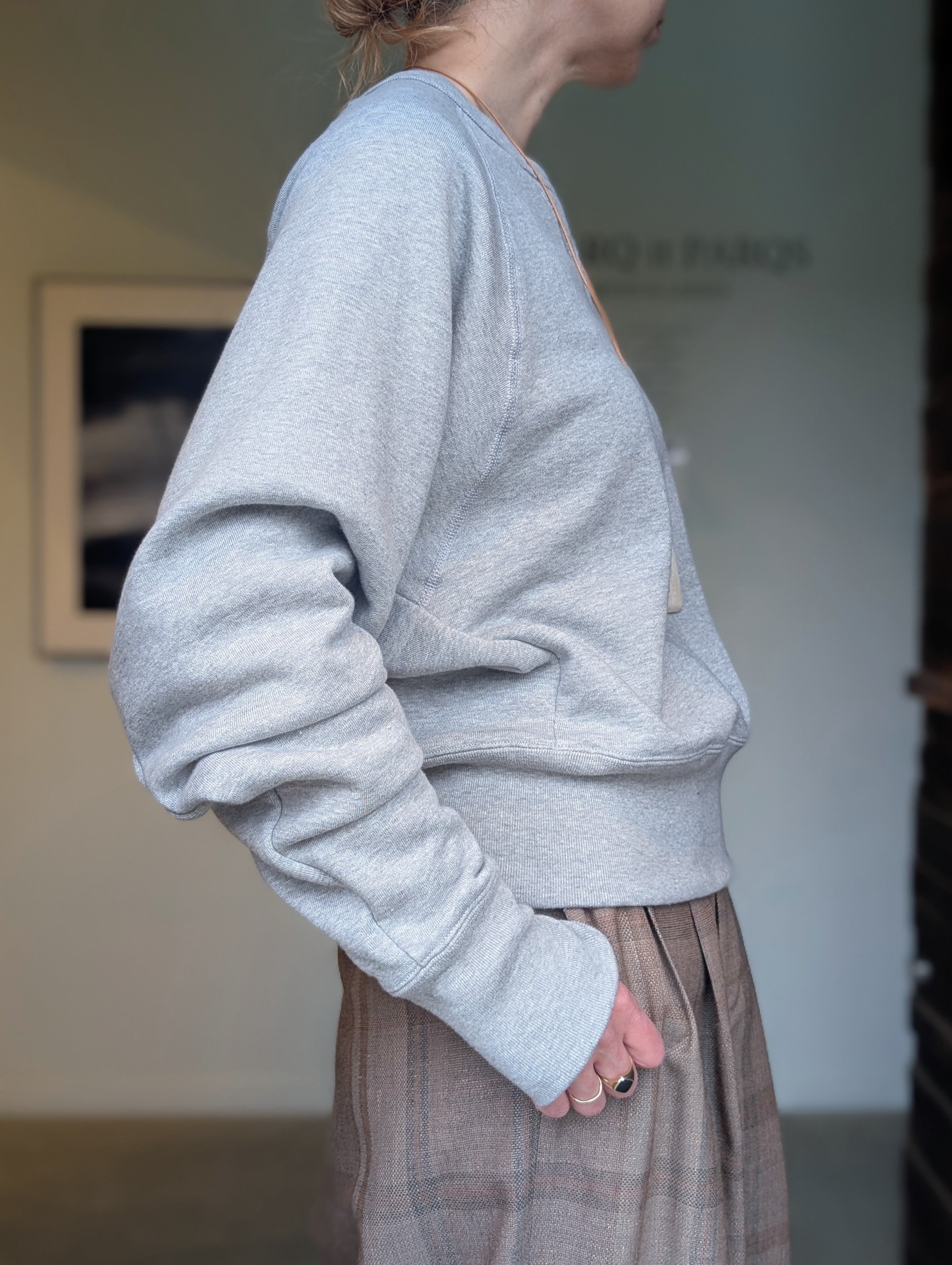 SEEALL SAW63 SW901(MM-007) SLIT SLEEVE SWEAT
