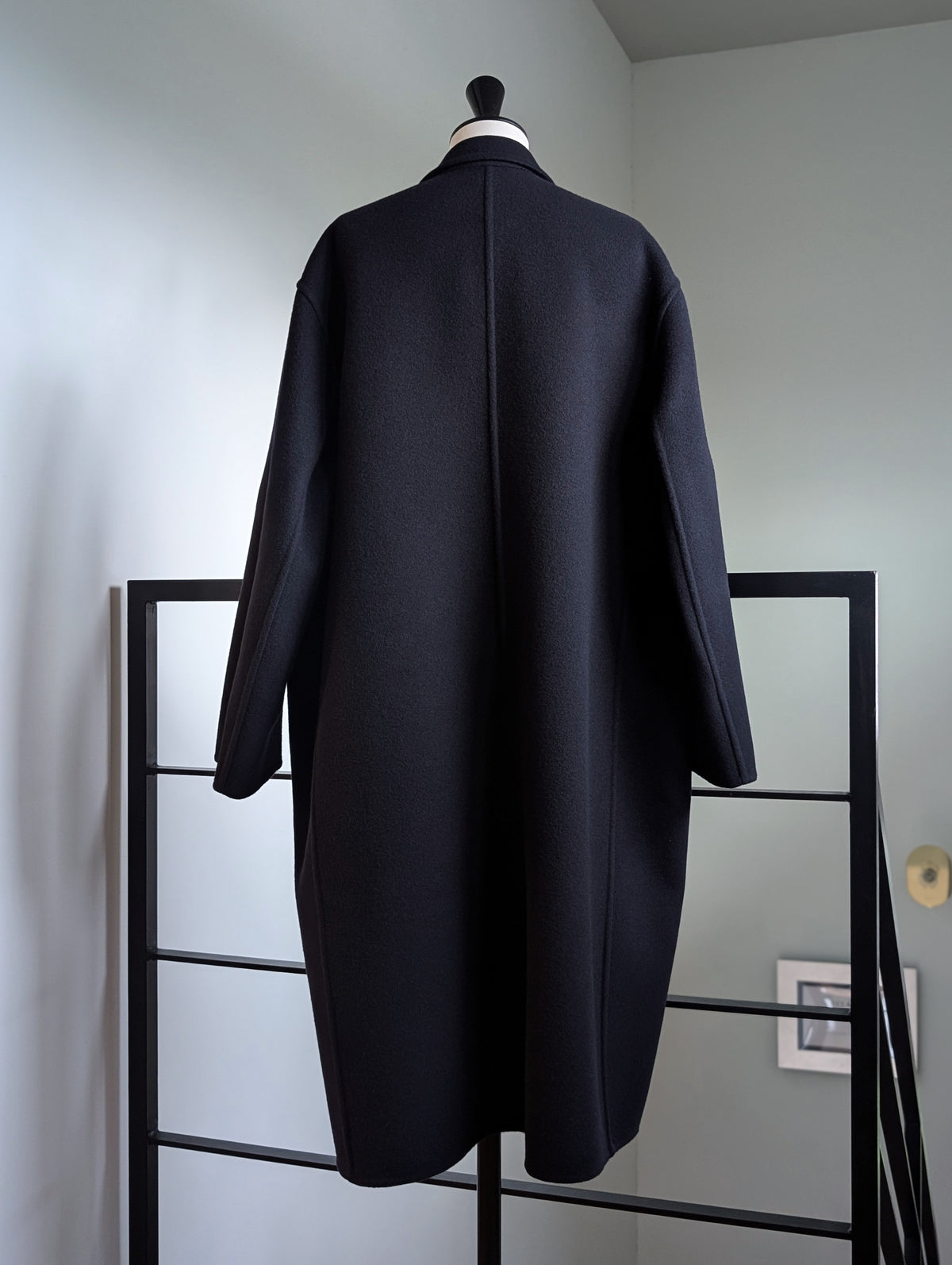 AEHRR 【012 Draping Oval Chester Coat】