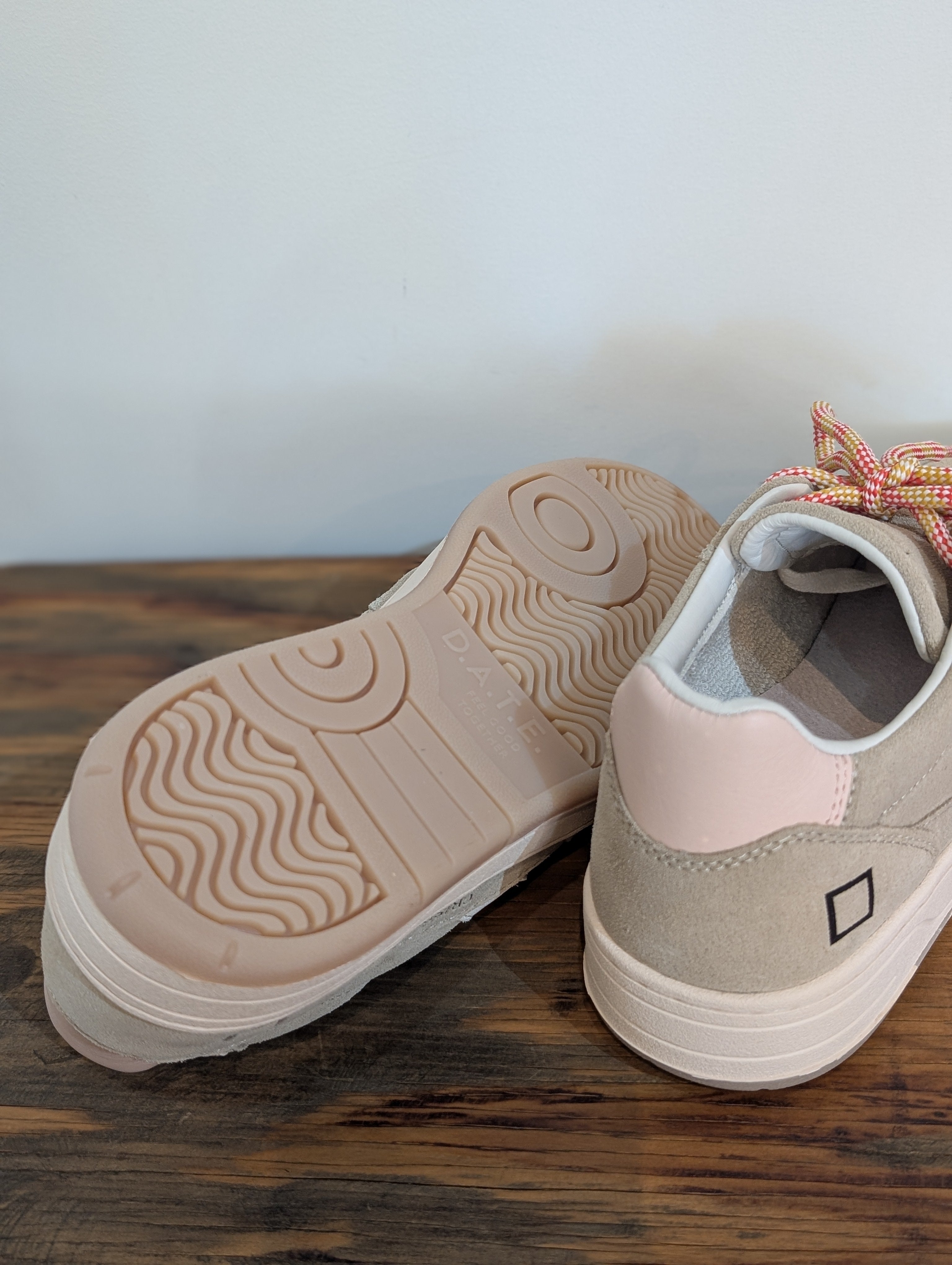 D.A.T.E.【COURT 2.0 SUEDE】