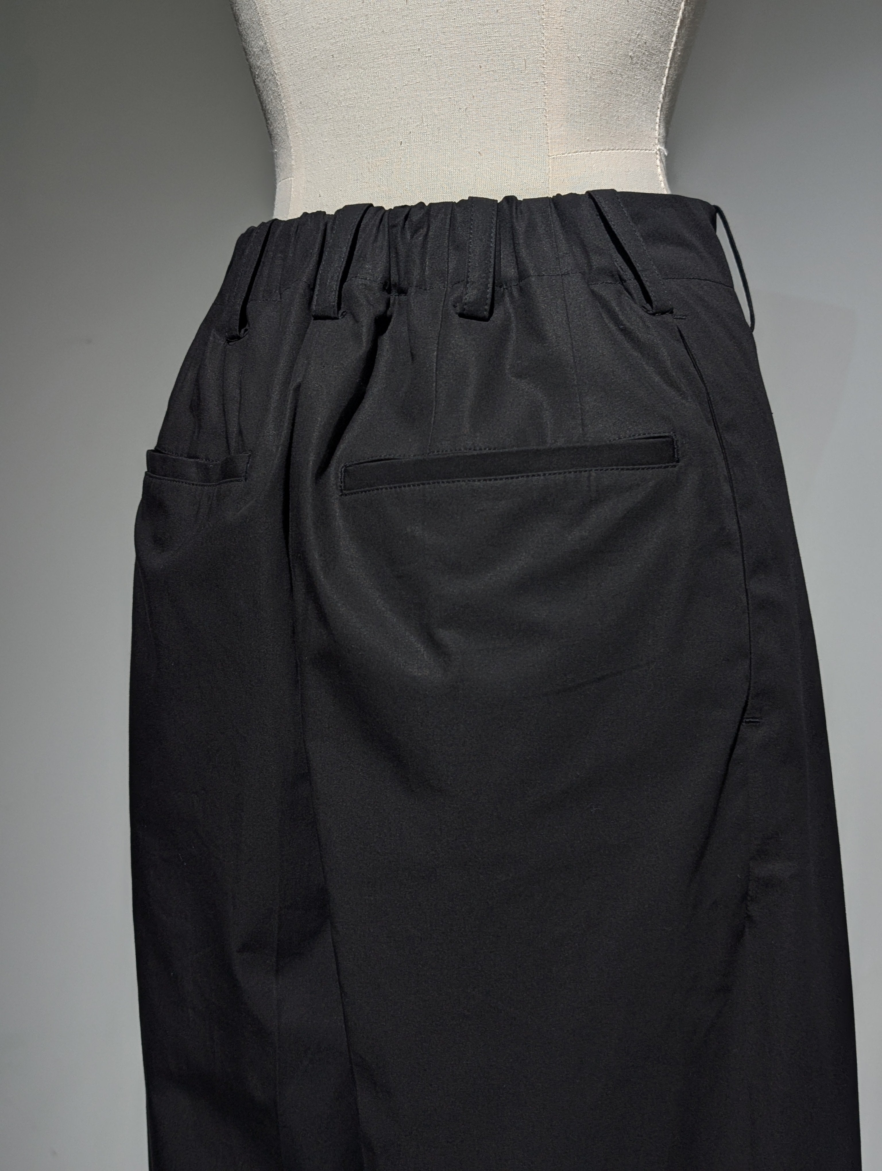 AEHRR 【Draping Crotch Box Pleats Trousers】