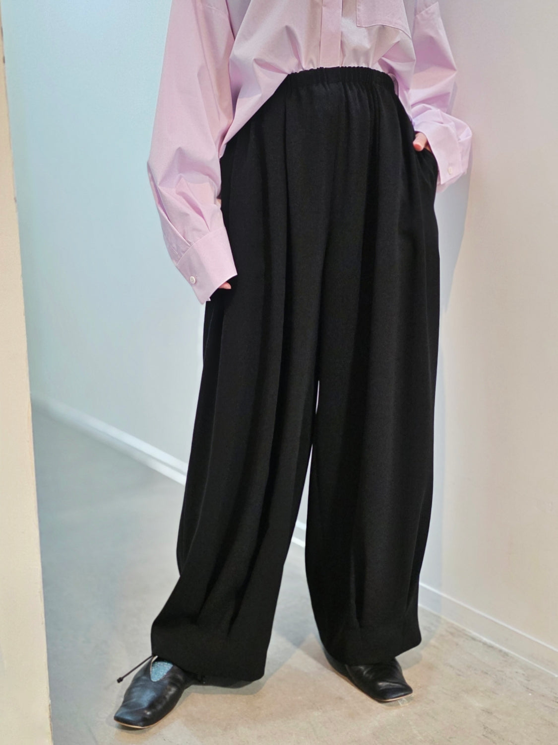ENFOLD TUCK-HEM WIDE-COCOON PANTS
