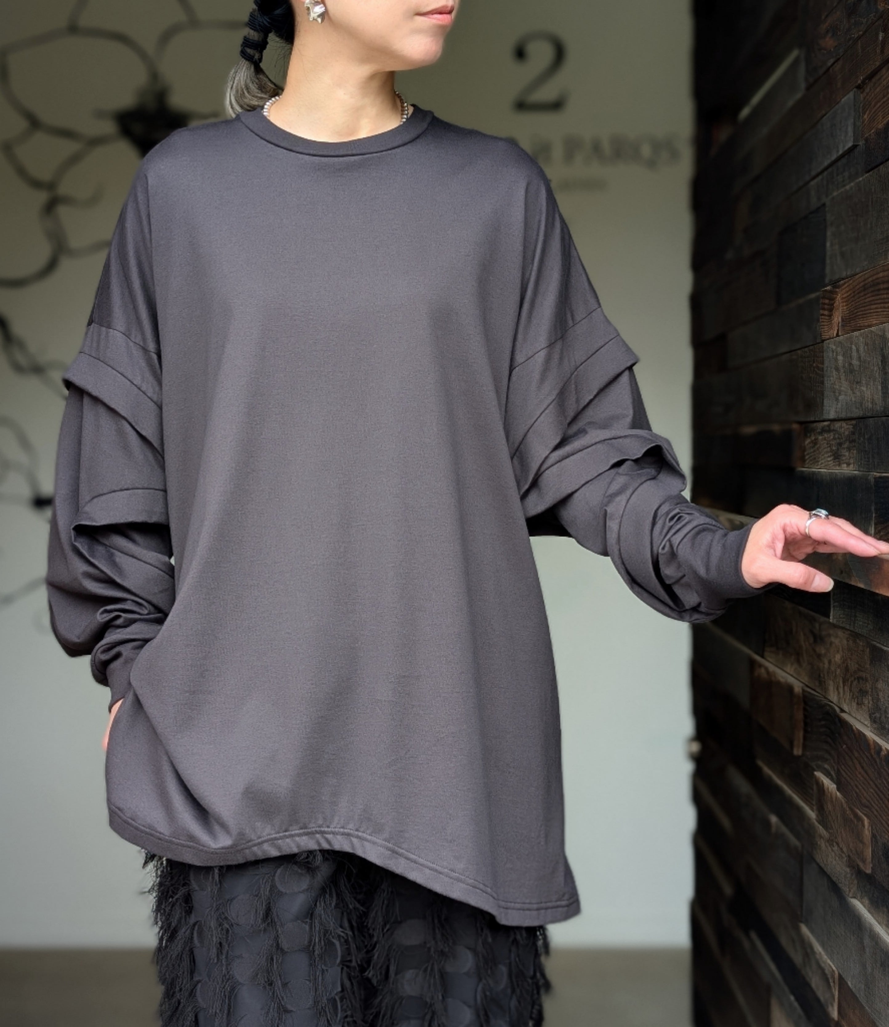 ENFOLD CURVE-SEAM LONG SLEEVE T-SHIRT