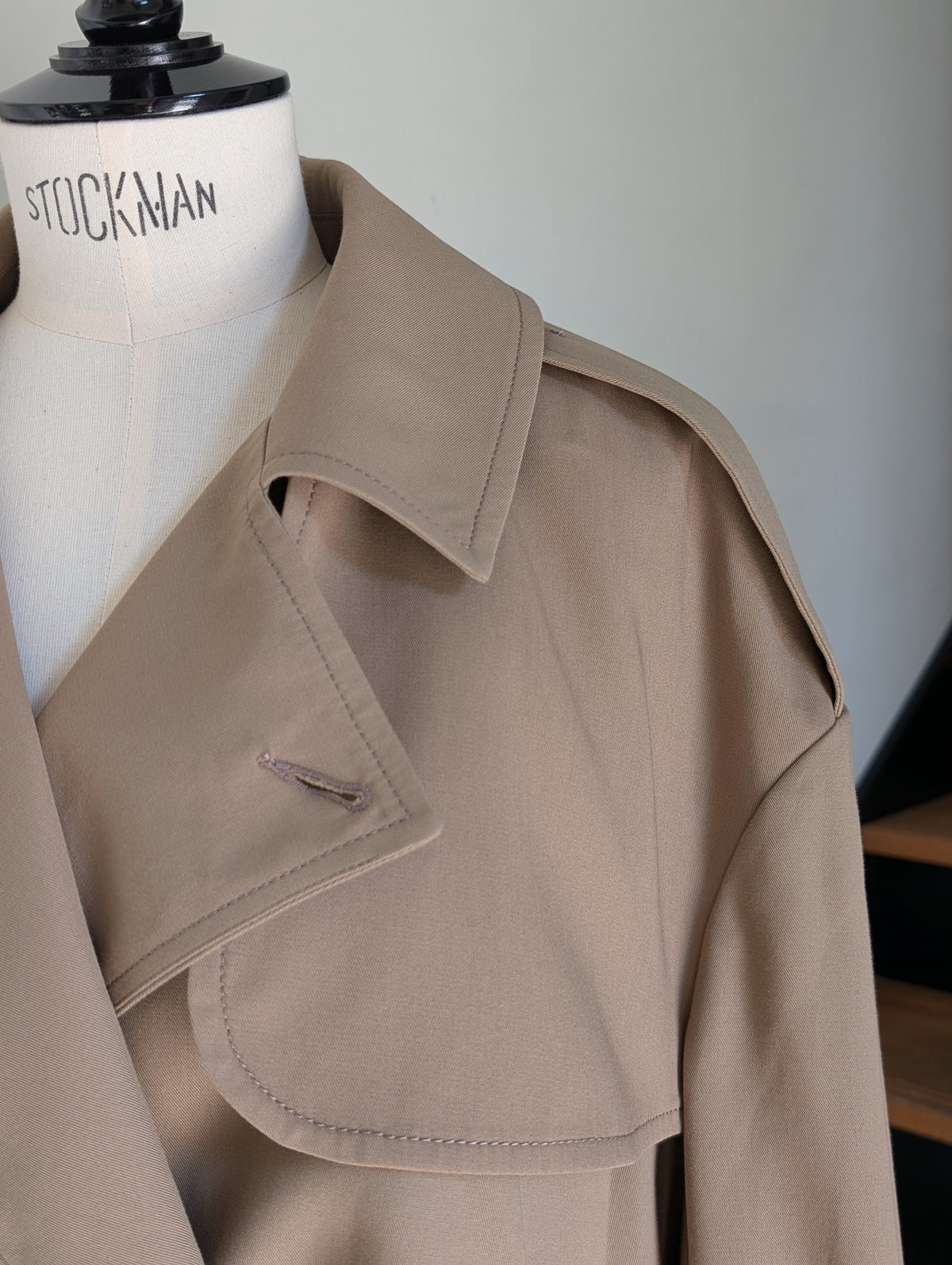 LUTZ HUELLE ALLURE TRENCH