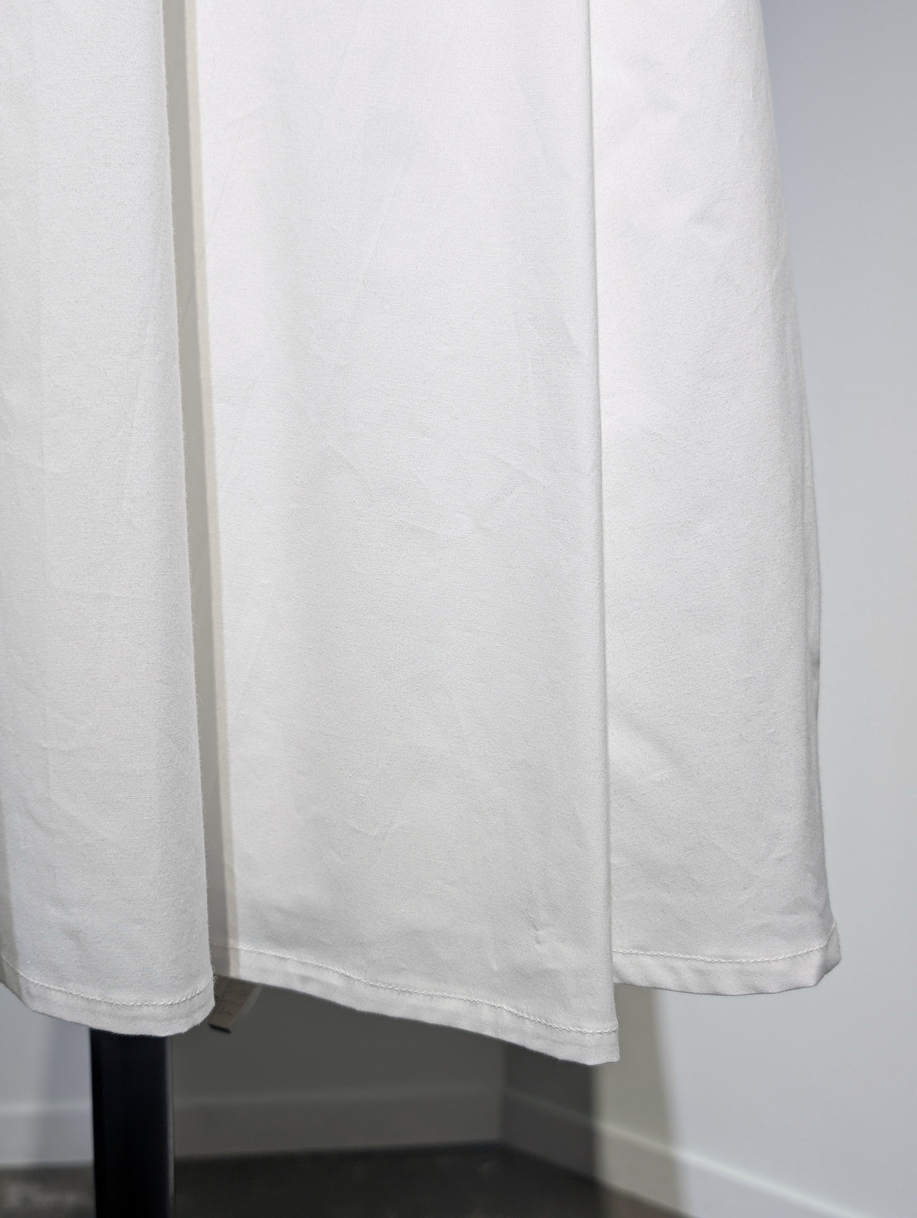 MADISONBLUE TUCKED MI-MOLLET FLARE SKIRT