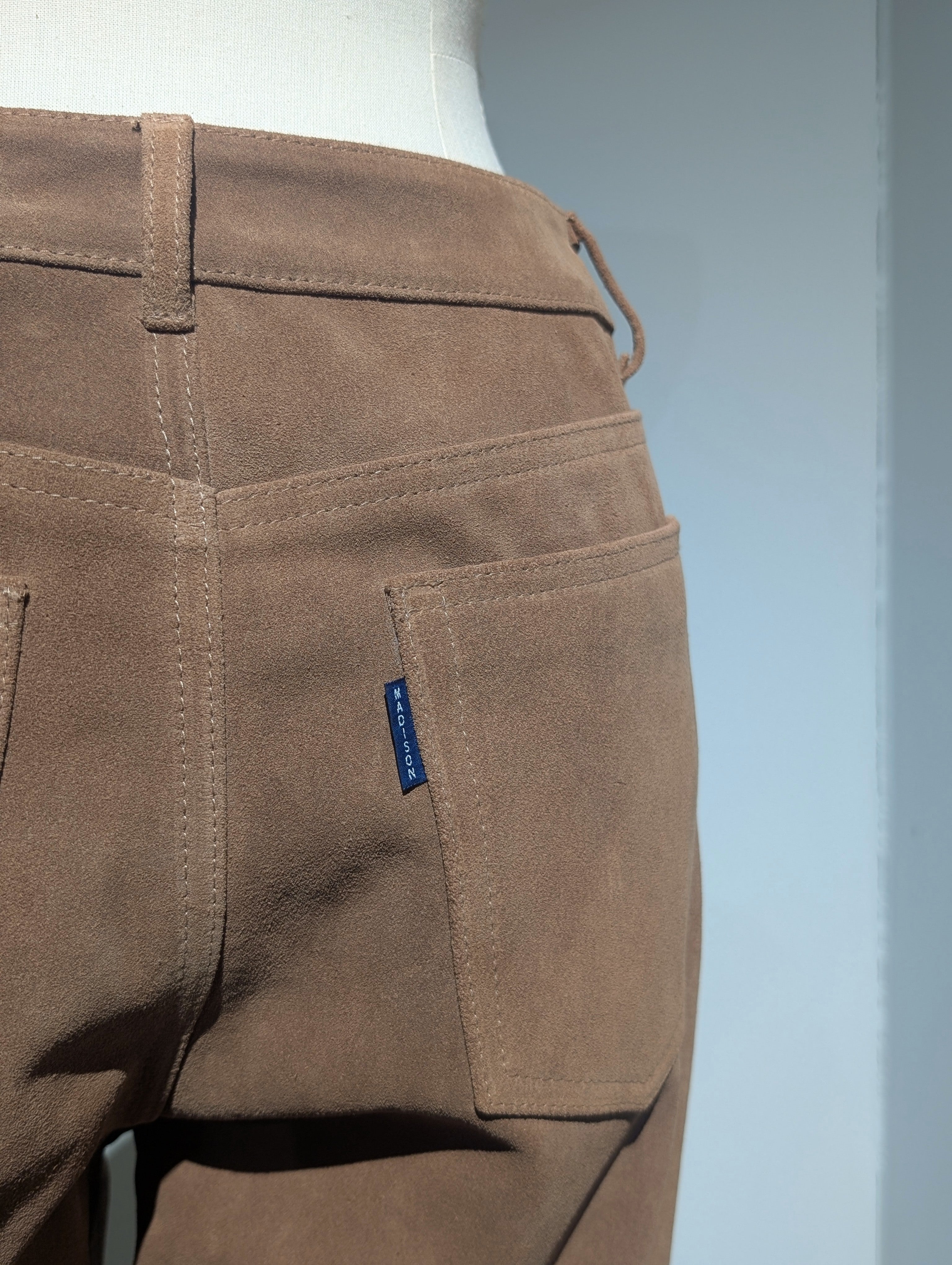 MADISONBLUE HEM CUT FLARE PT SUEDE